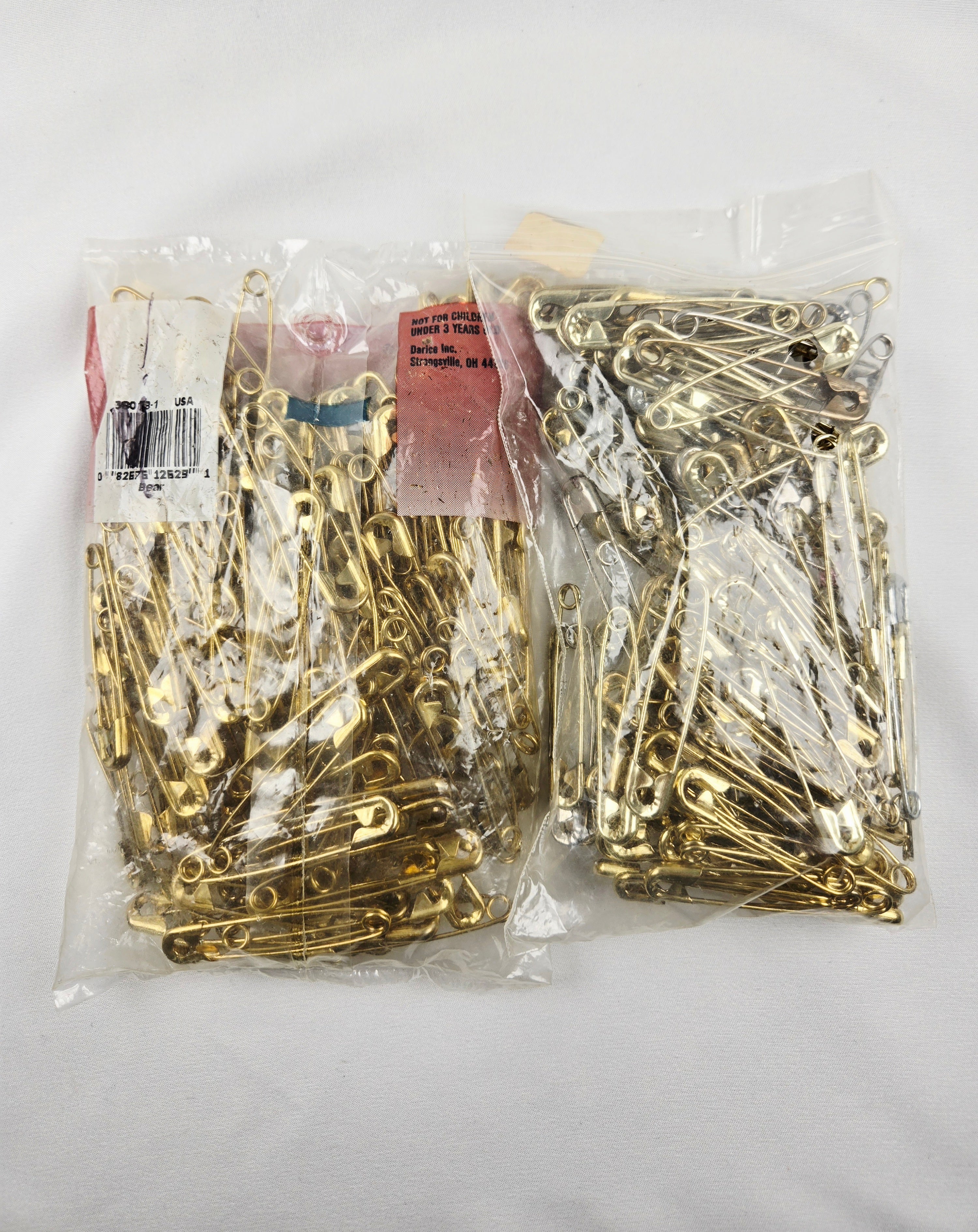 Safety Pins Vintage — Gold- Mixed Craft & Sewing Lot (Approx. 288 pcs)