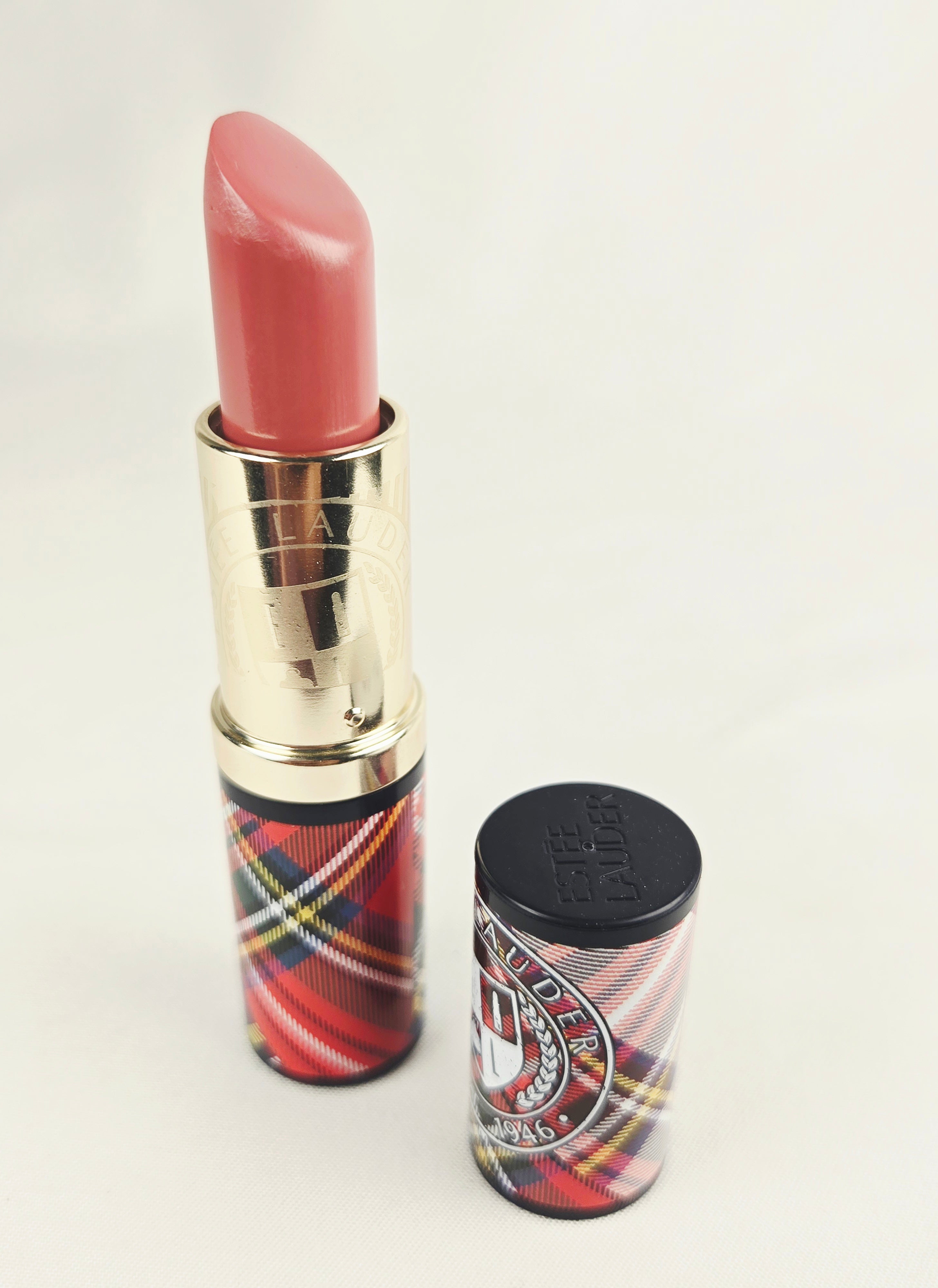 Estée Lauder Tartan Beauty Classic — Limited Edition Make Me Blush Plaid Lipstick