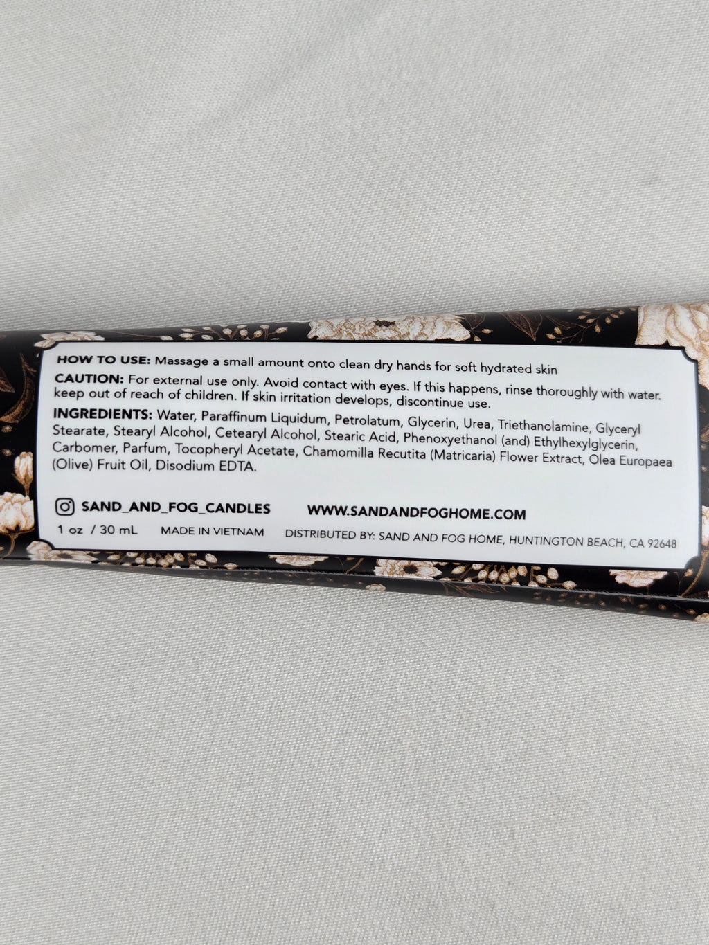 Sand + Fog Vanilla & Amber Scented Hand Cream Floral Botanical Moisturizing Hand Lotion