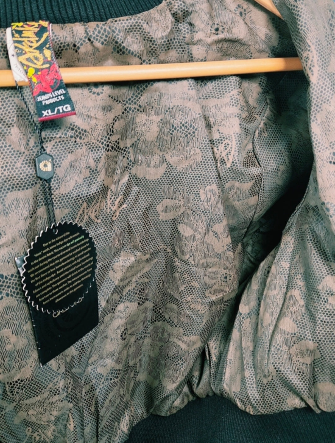 Y2K Akademiks Cropped Denim Bomber Jacket – Embroidered Buckle Detail Zip-Up