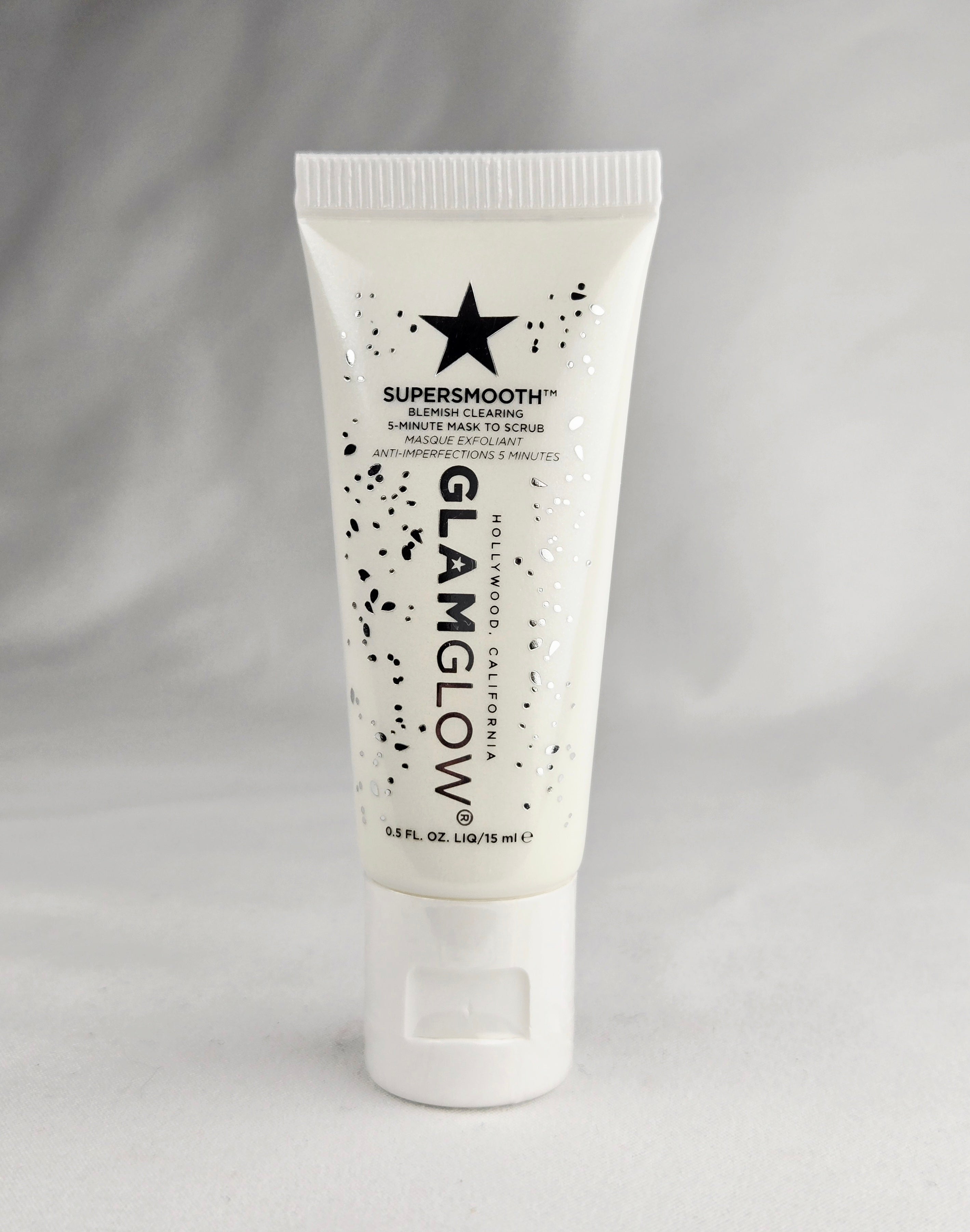 GLAMGLOW SUPERSMOOTH™ Blemish Clearing 5-Minute Mask to Scrub 0.5 oz — Travel Size Clarifying Exfoliating Treatment