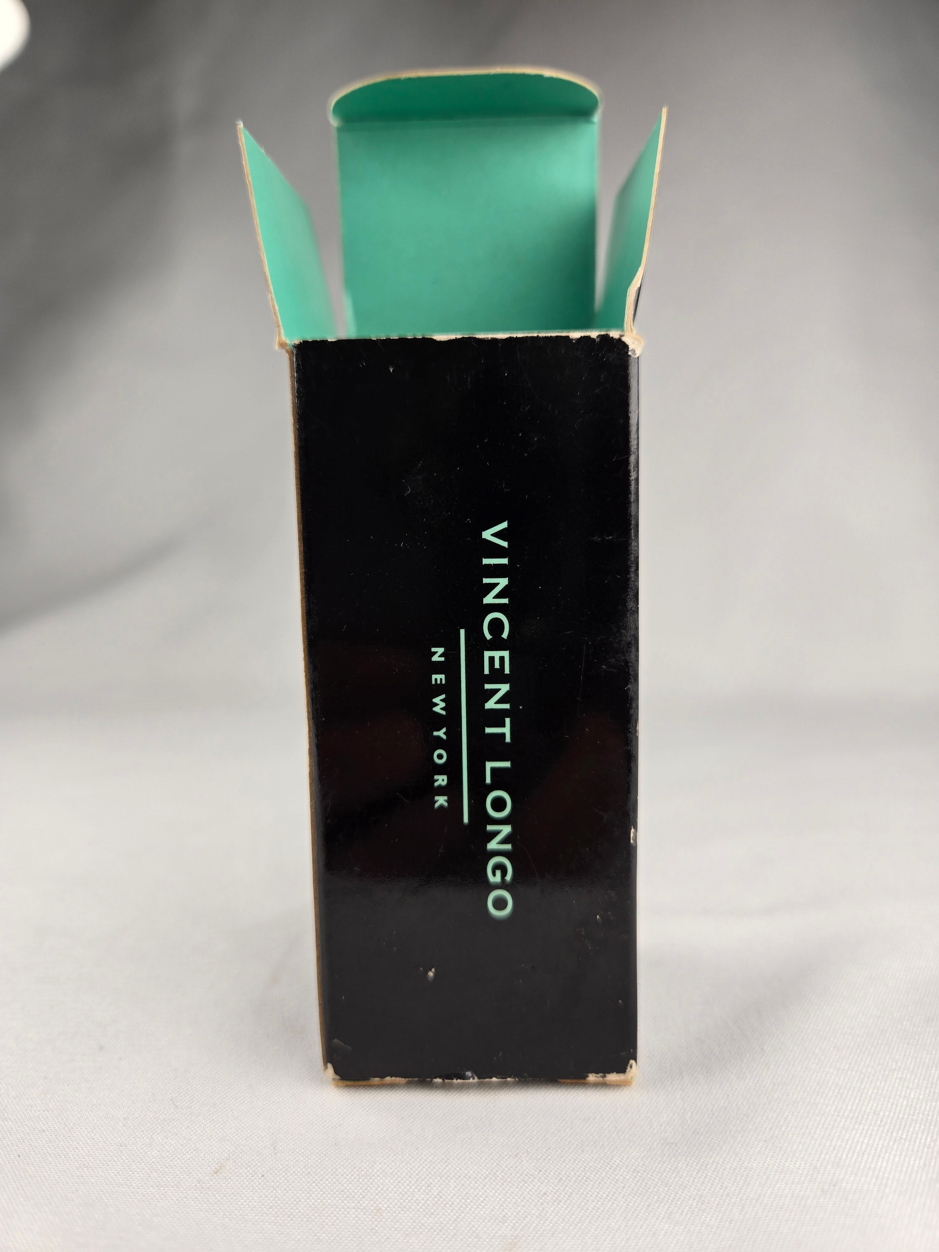 Vincent Longo Vintage Dew Finish Liquid Canvas Primer Foundation 04 Warm Beige New Old Stock w/ Box