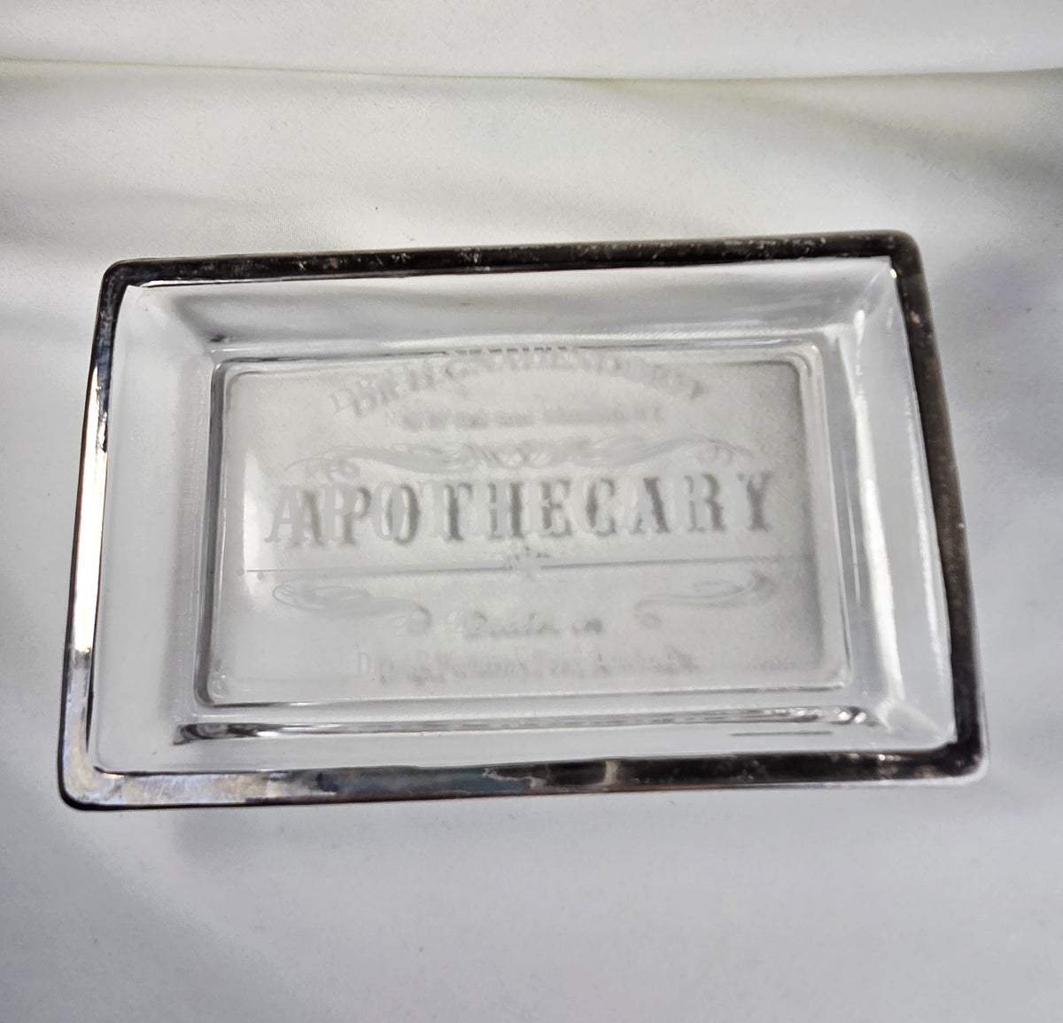Bella Lux Dr. H. Gnadendorff Apothecary Glass Soap Dish & Tumbler Vanity Set