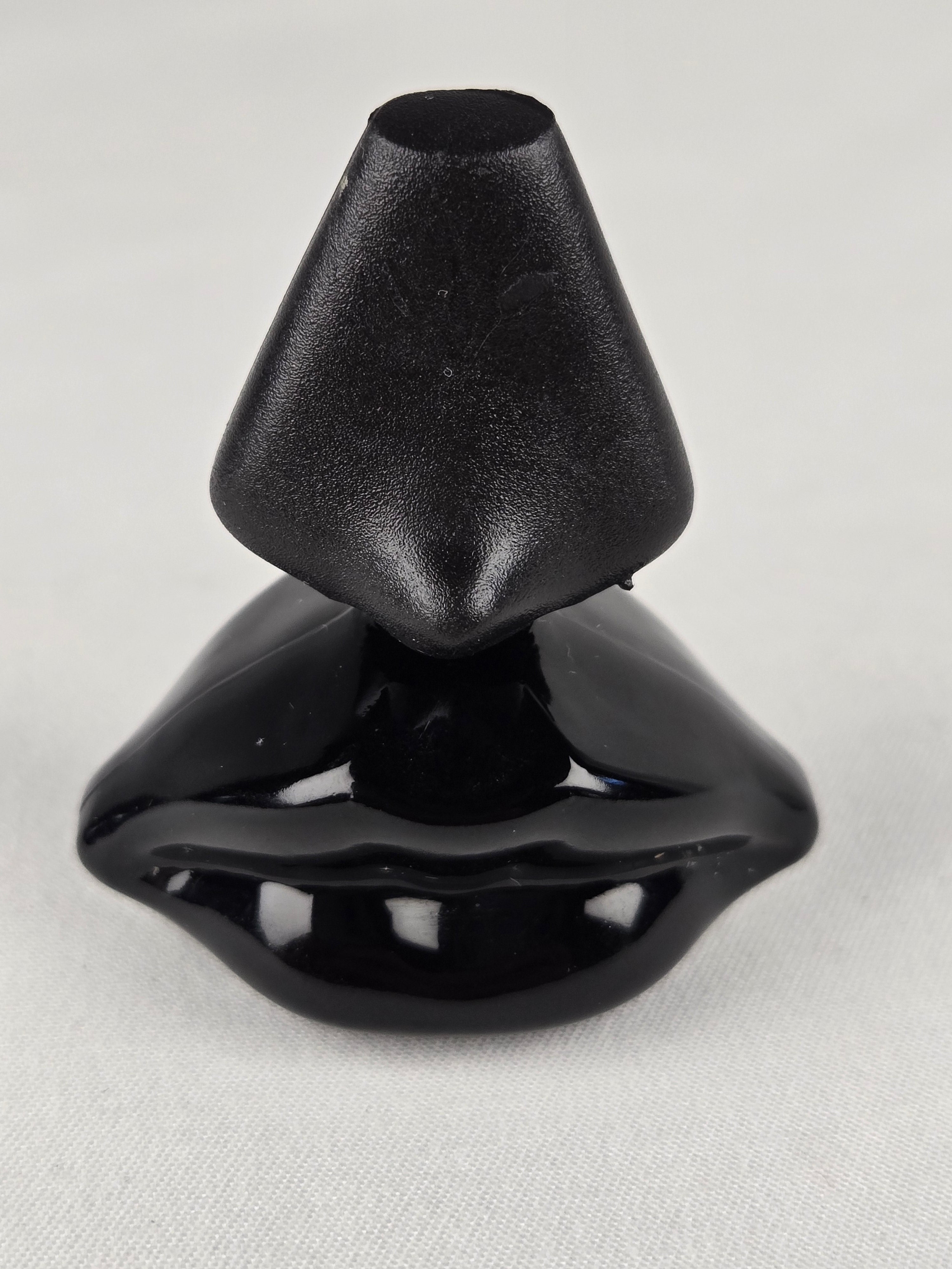 Salvador Dalí Lips Mini Perfume Bottle Dark Glass 5ml Surrealist Vintage Fragrance Collectible