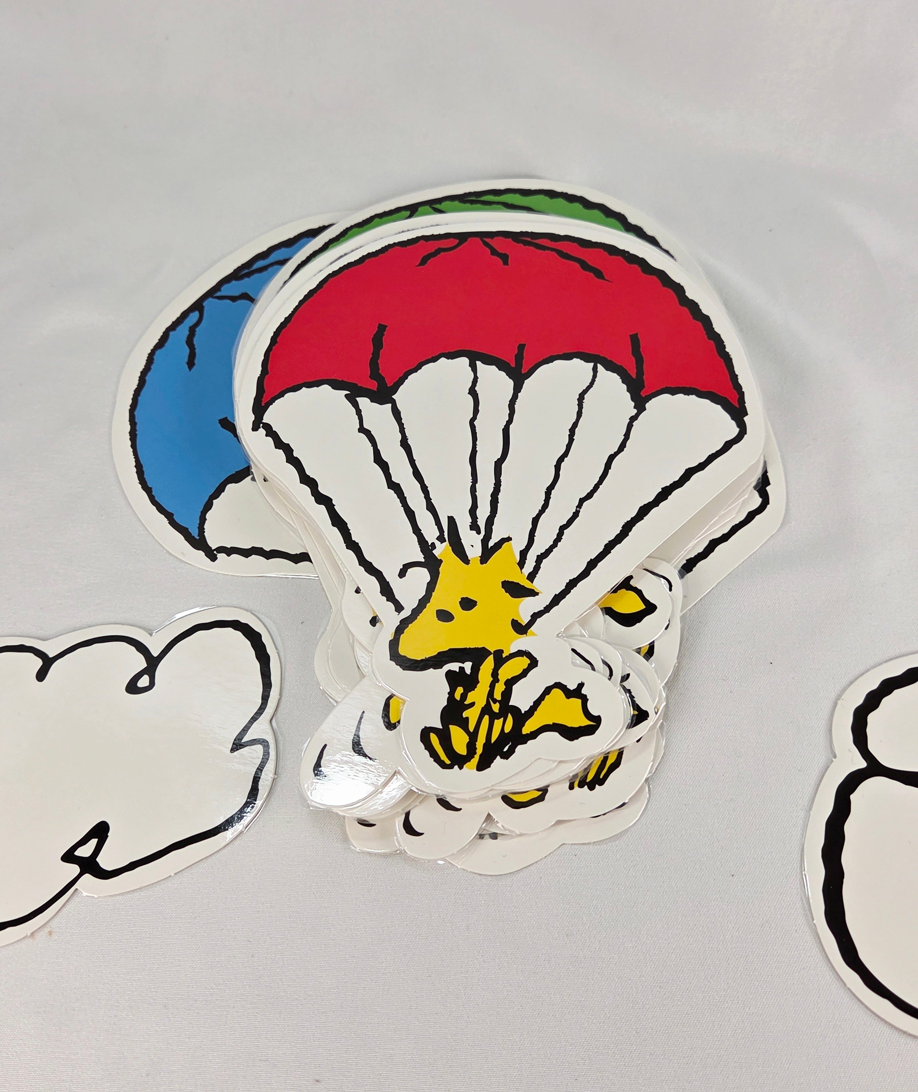 Vintage Peanuts Woodstock Parachute Die Cut Decorations Lot of 20 + 2 Cloud Cutouts