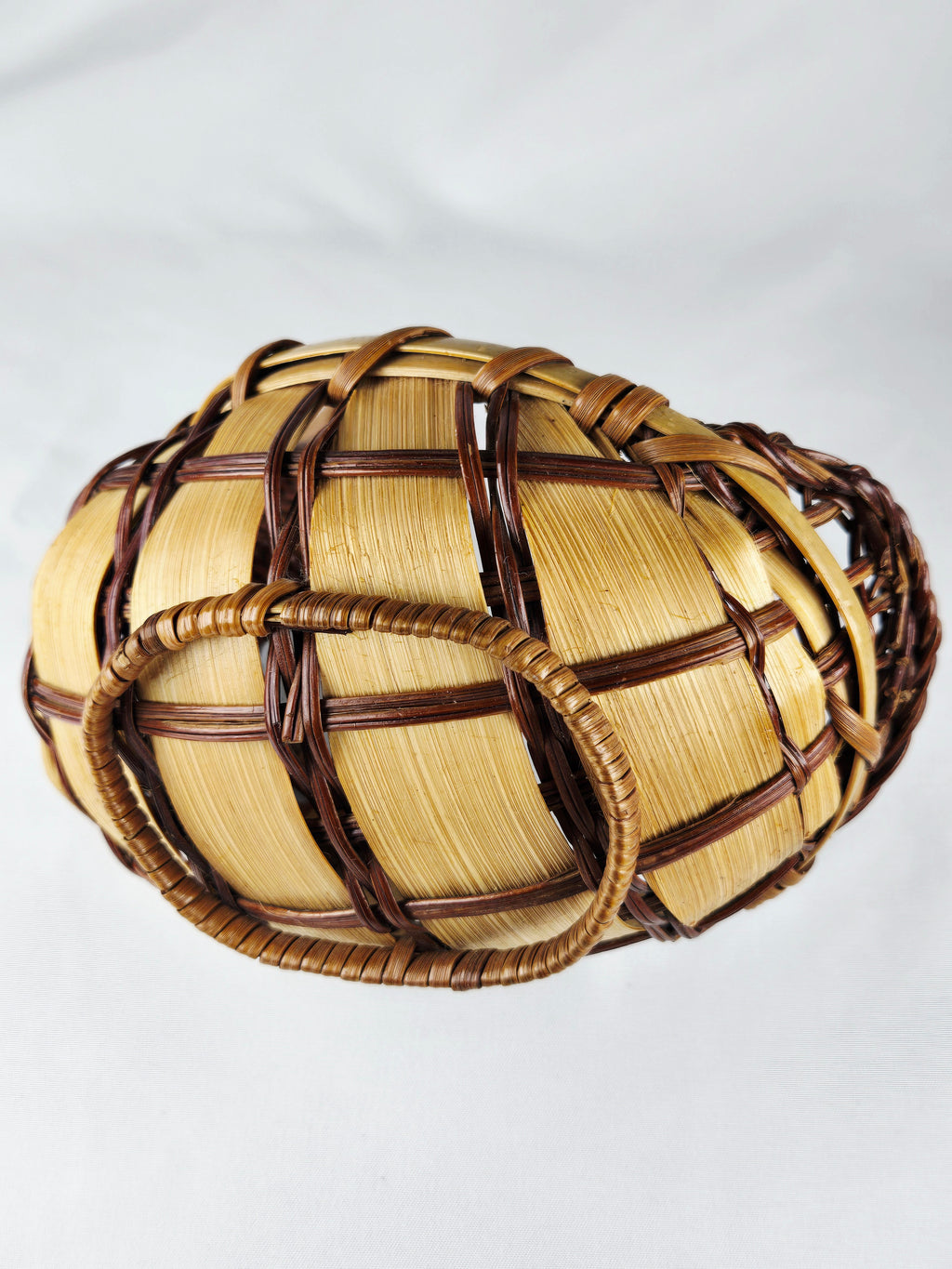 Handwoven Vintage Duck Basket | Rustic Folk Art | 6” x 5”