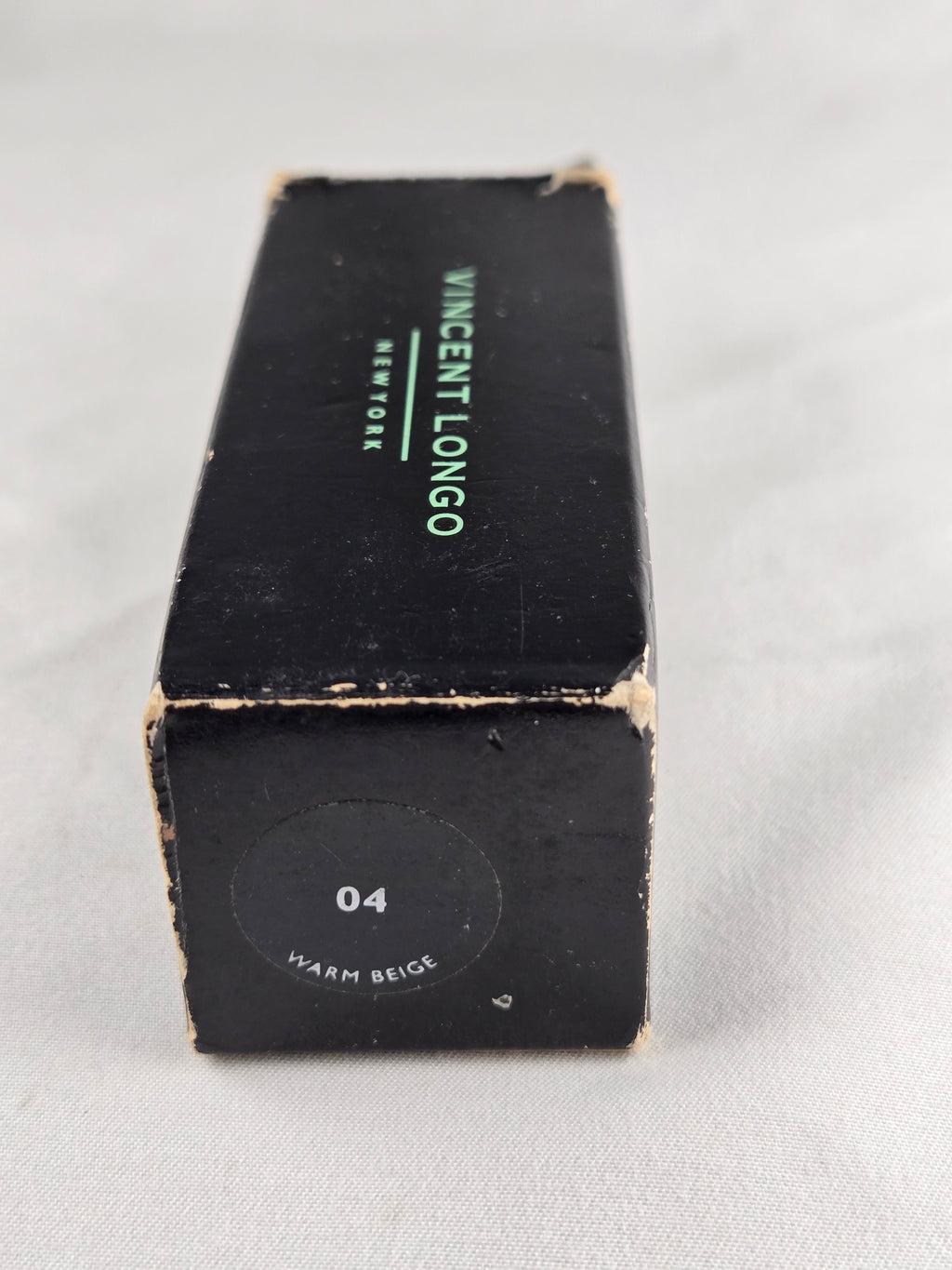 Vincent Longo Vintage Dew Finish Liquid Canvas Foundation 04 Warm Beige w/ Damaged Box