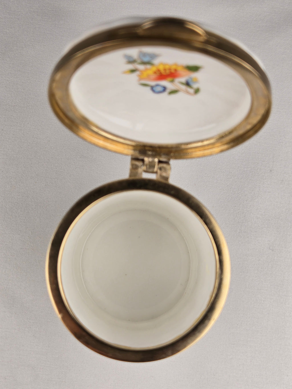 Aynsley “Cottage Garden” Fine Bone China Trinket Jar – Made in England