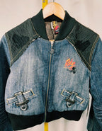 Y2K Akademiks Cropped Denim Bomber Jacket – Embroidered Buckle Detail Zip-Up