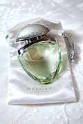 Bvlgari Omnia Green Jade perfume inspired by green jade and fresh floral notes