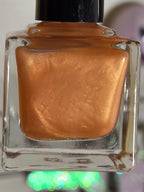 Xiāntáo Elixir | Golden Honey Peach Shimmer Nail Polish | Liquid Krystal Co. Handmade Indie Lacquer