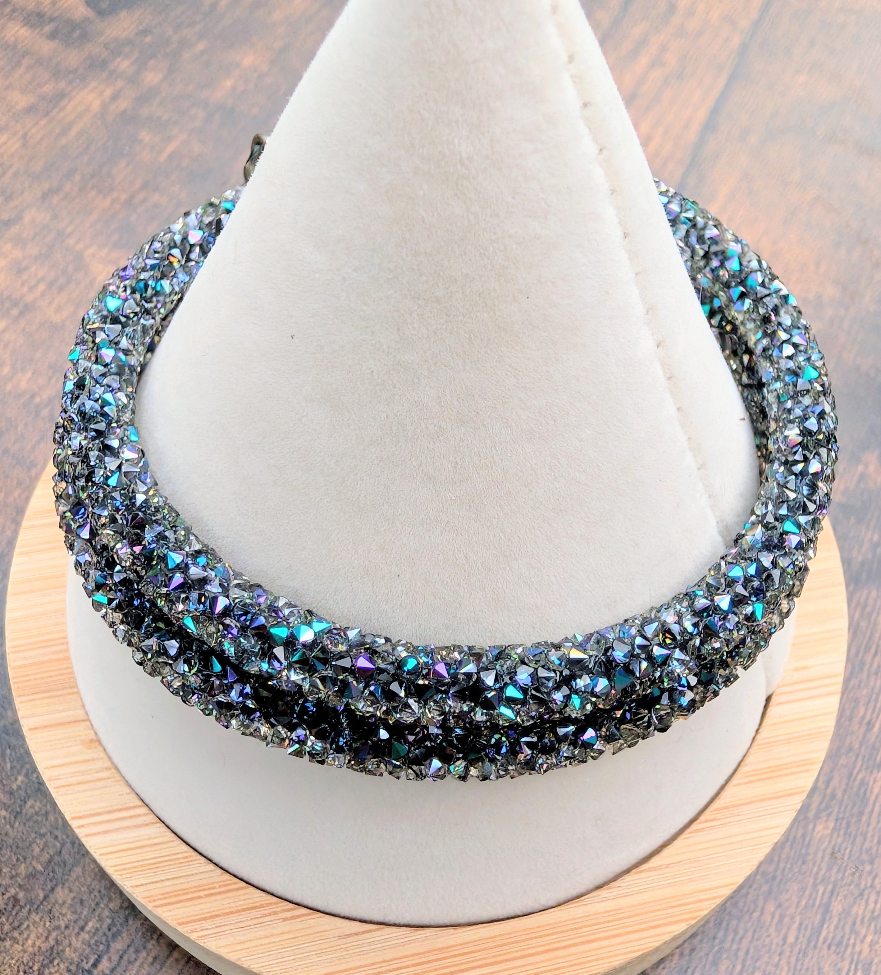 Swarovski Crystaldust Paradise Shine Wrap Bracelet Retired Aurora Crystal Collector Jewelry