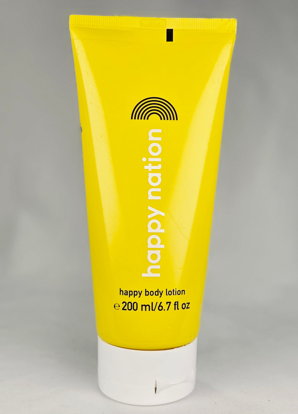 Happy Nation Happy Body Lotion 6.7 oz 200mL Sealed Full Size Moisturizing Body Care