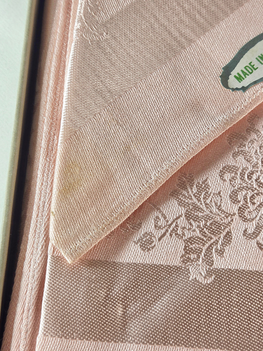 Vintage Liddell’s Irish Floral Damask Pink Egyptian Cotton & Acetate Tablecloth & Napkin Set - Made in Ireland NOS Rare