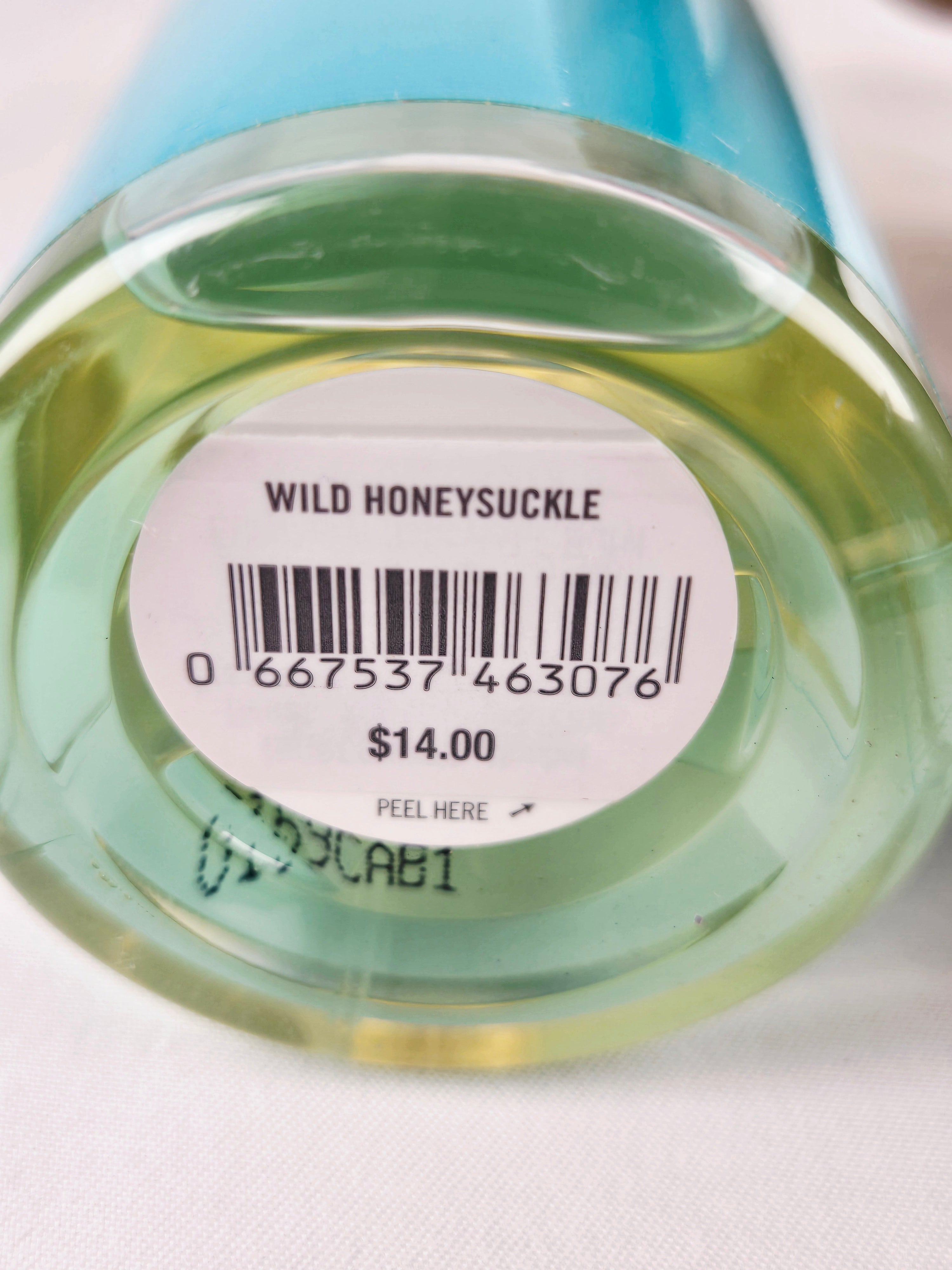 Bath & Body Works Wild Honeysuckle Fine Fragrance Mist 8 oz / 236 mL Floral Honeysuckle Body Spray