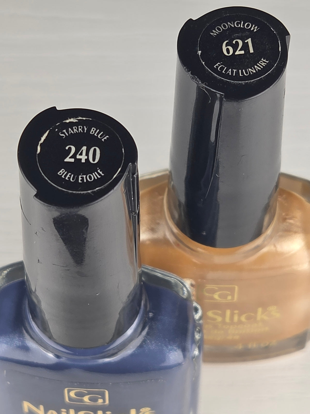 Maybelline NailSlicks MoonGlow 621 & Starry Blue 240 Vintage Nail Polish Duo