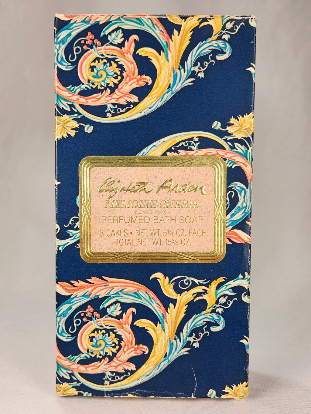 Vintage Elizabeth Arden Memoire Cherie Perfumed Bath Soap Box Soap & Scent Pad Collectible