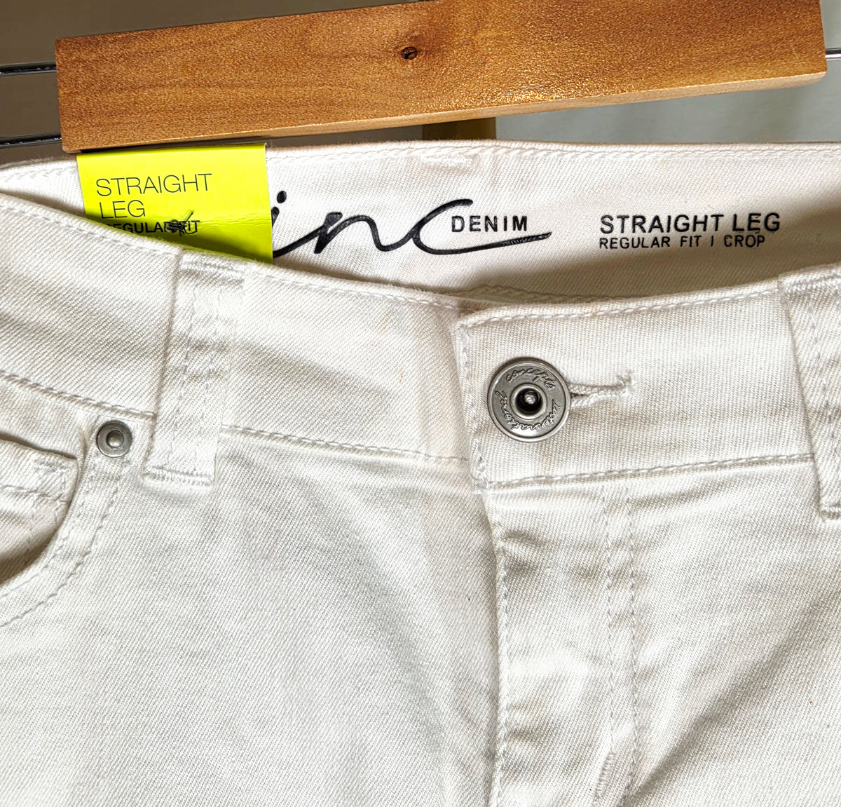 INC International Concepts White Floral Embroidered Straight Leg Crop Jeans Size 6 NWT