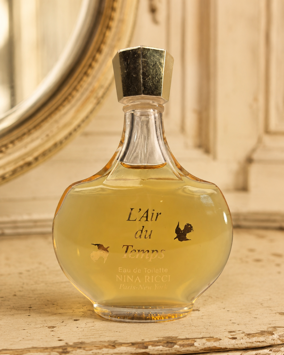 Vintage Nina Ricci L’Air du Temps Eau de Toilette 25 mL Gold Cap