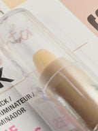 L.A. Colors Highlighter Stick C68636 Champagne Shimmer Cream Highlight – Cruelty Free Makeup