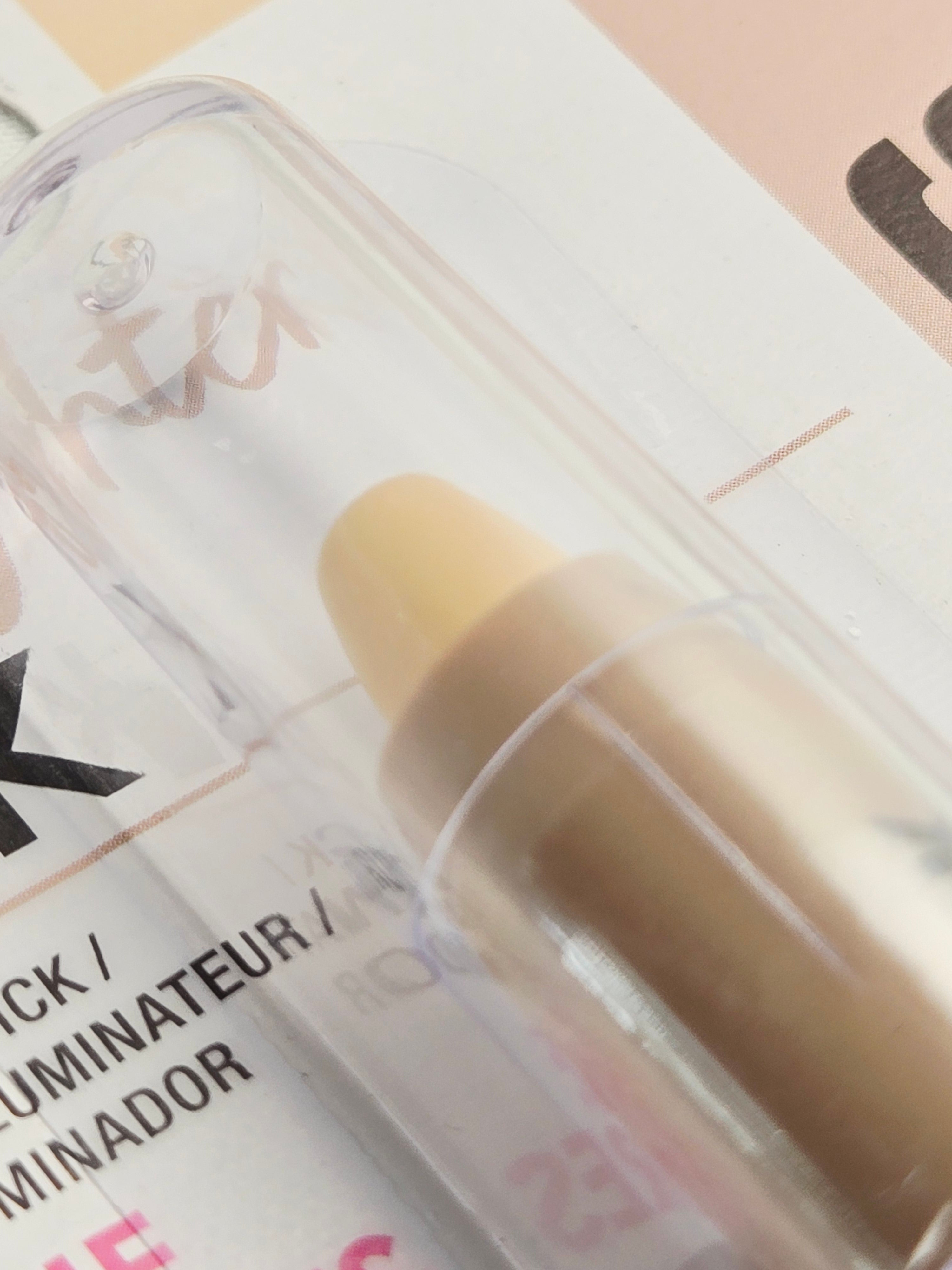 L.A. Colors Highlighter Stick C68636 Champagne Shimmer Cream Highlight – Cruelty Free Makeup
