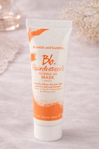 Bumble and bumble Hairdresser’s Invisible Oil Mask – 1 fl oz / 30 ml Travel Size Deep Conditioning Treatment