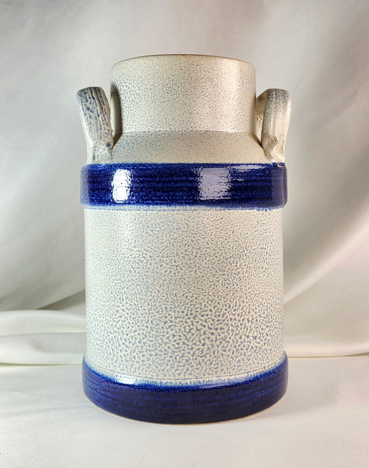 Blue & Gray Stoneware Crock Vase – Cobalt Fleur-de-Lis Double Handle Pottery