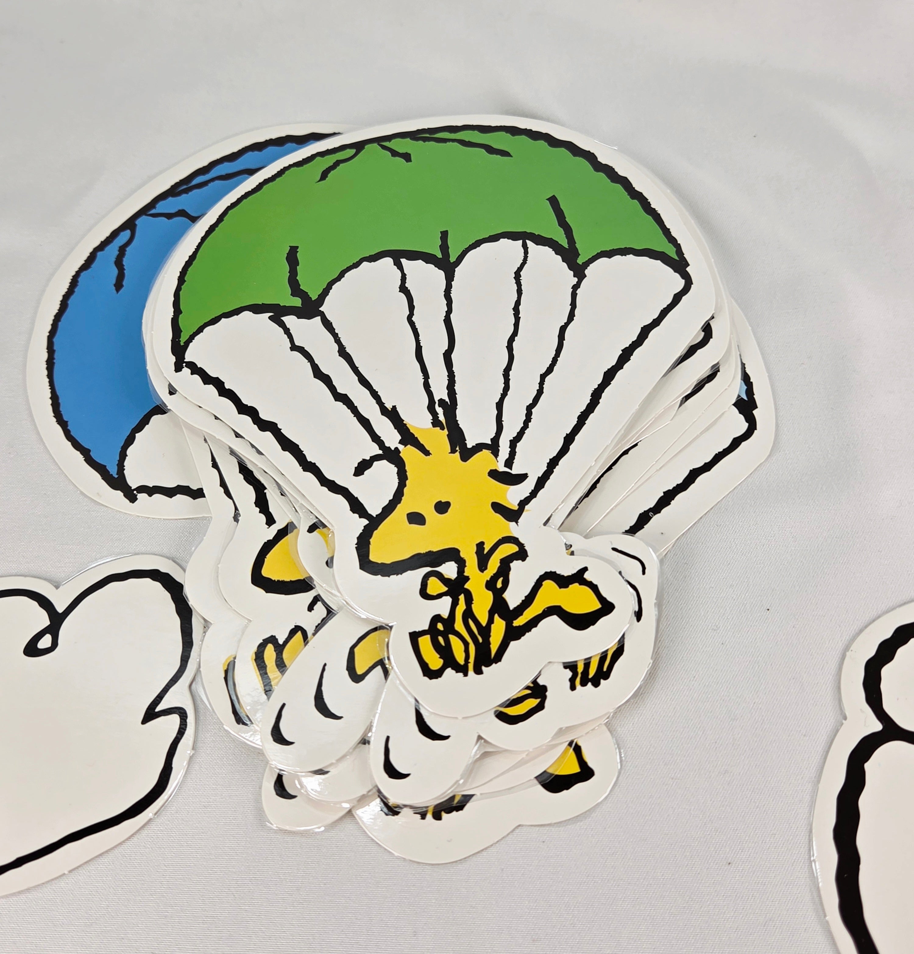 Vintage Peanuts Woodstock Parachute Die Cut Decorations Lot of 20 + 2 Cloud Cutouts