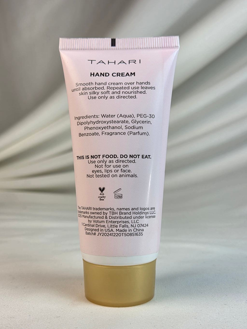 Tahari Rose Scented Hand Cream 1.69 oz 50 mL Factory Sealed Floral Moisturizer