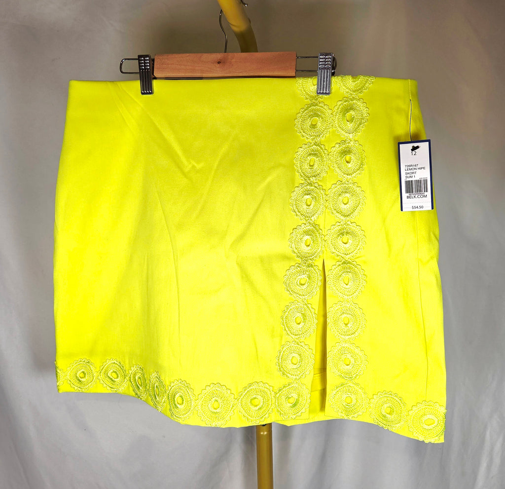 Crown & Ivy Lemon Hipe Skort Size 12 Neon Yellow Floral Crochet Trim NWT
