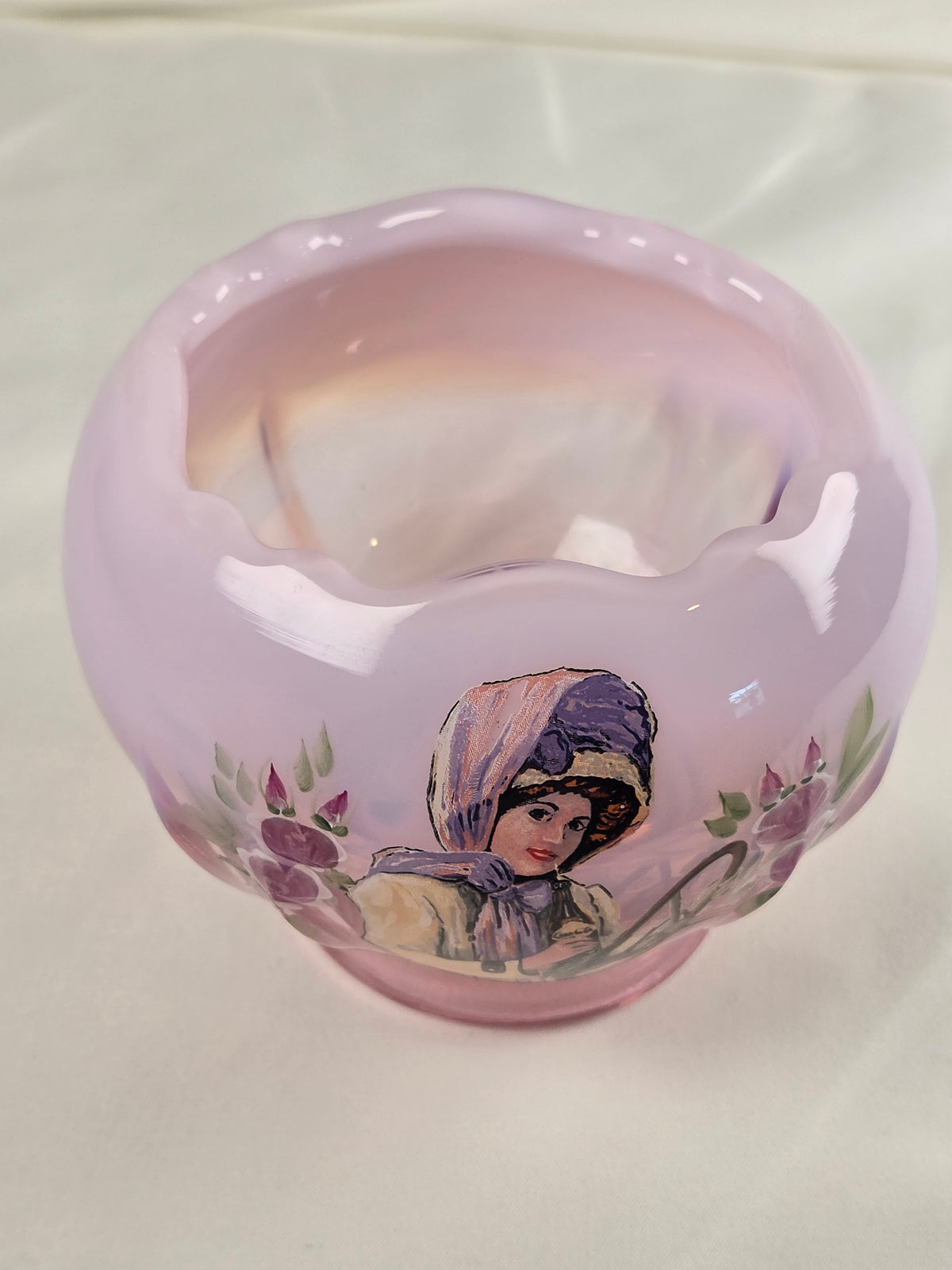 Vintage Fenton Coca-Cola Girl Pink Opalescent Glass Rose Bowl – Signed J. Peyton