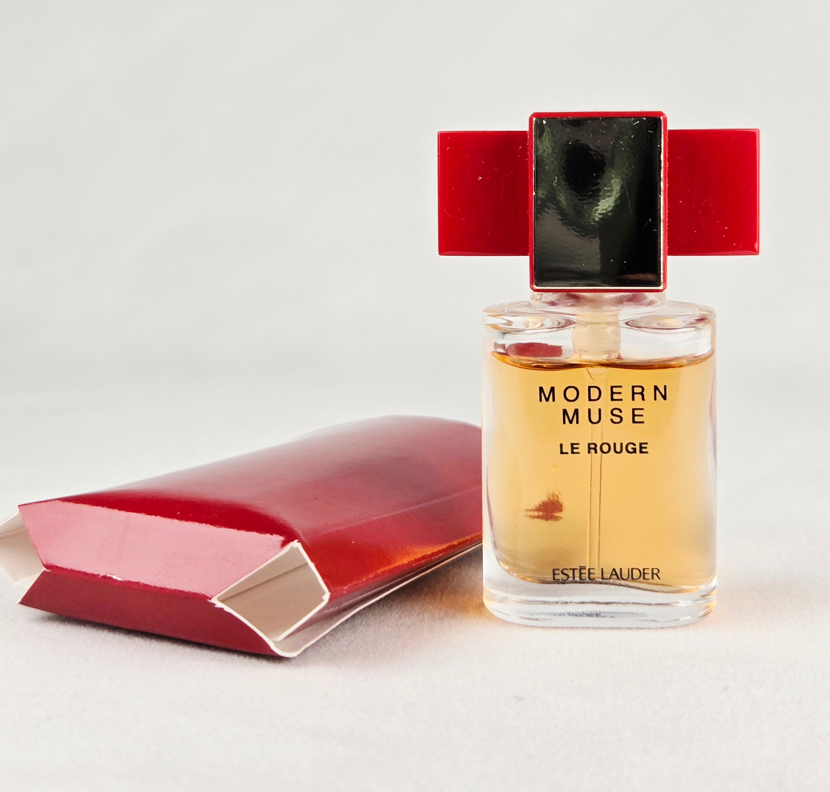 Estée Lauder Modern Muse Le Rouge Eau de Parfum Mini Perfume Bottle – Amber Floral Fragrance w/ Box