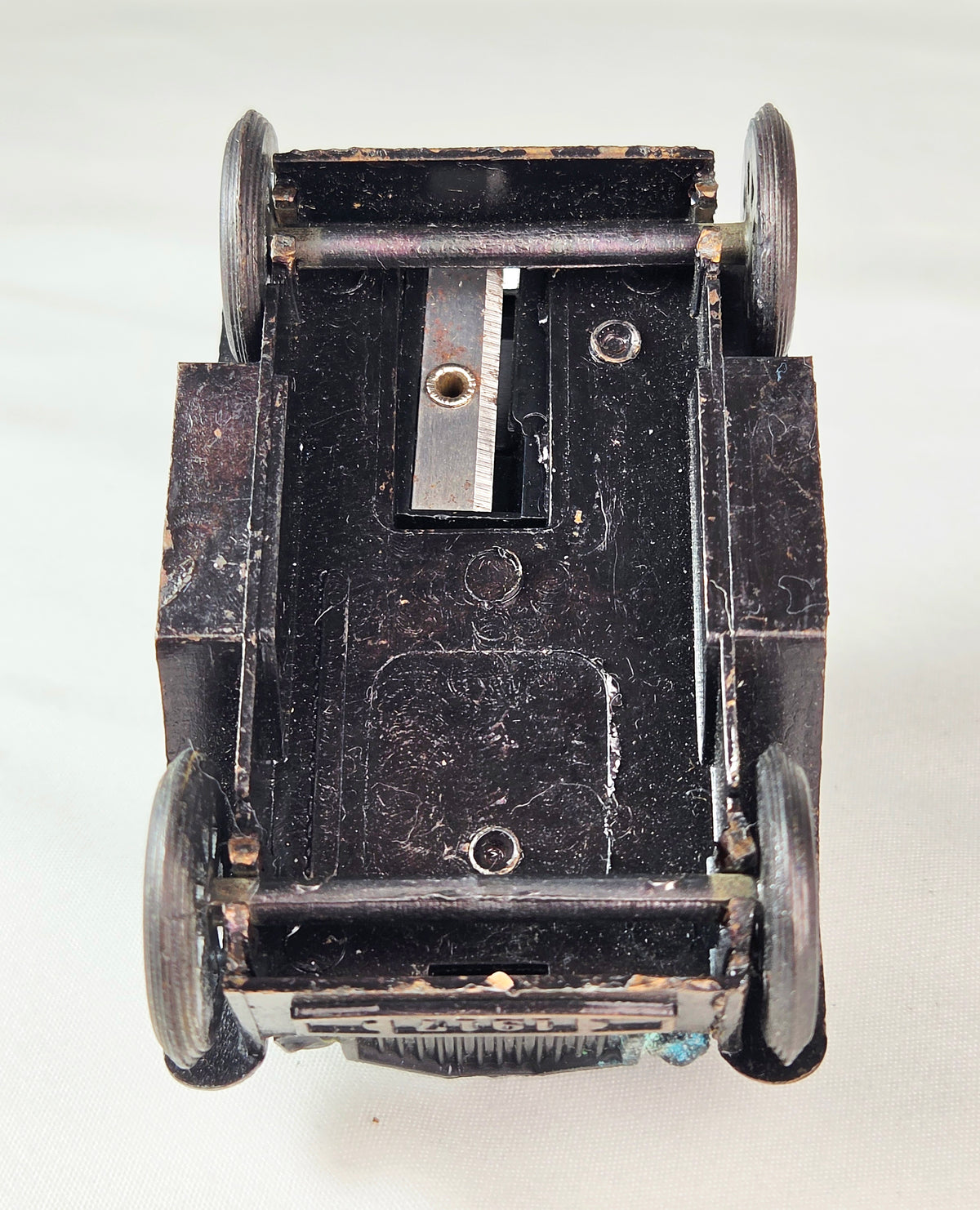 Vintage Mechanical Pencil Sharpener Set of 5 – Die Cast Metal Miniatures | Car Stagecoach Sewing Machine Lamp Coffee Grinder