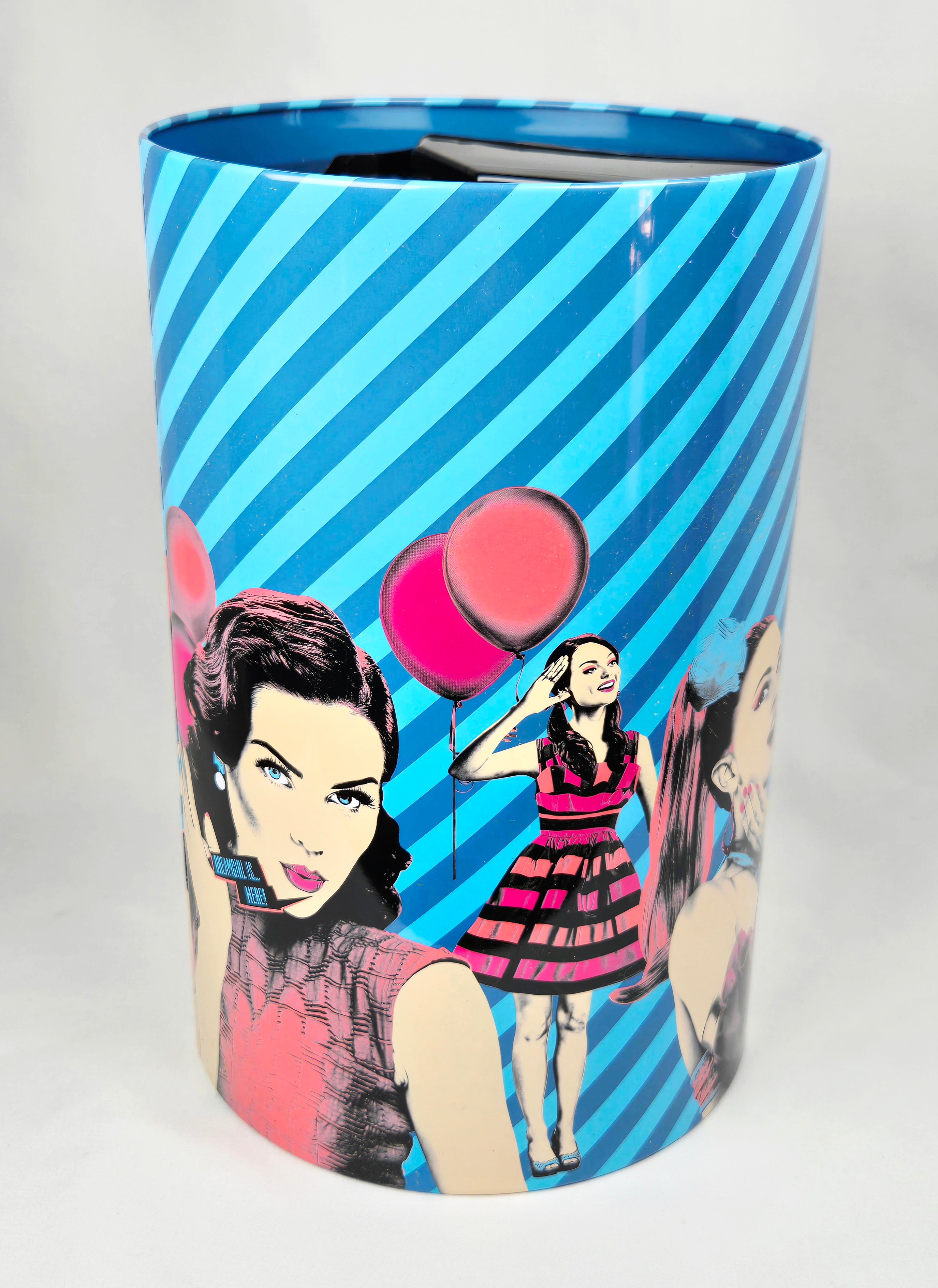 Benefit Cosmetics Vintage Skincare Gift Set — Unused 4 Piece Tin Vanity Collectible