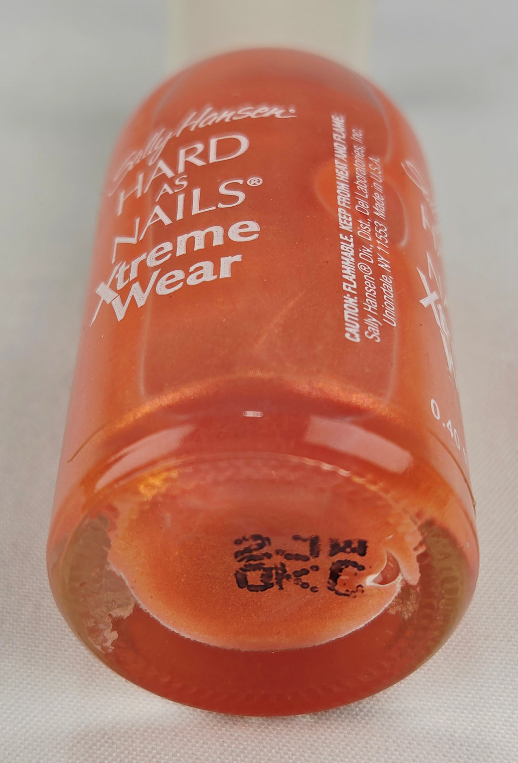 Sally Hansen Hard As Nails Xtreme Wear Bright Future 4830-31 Vintage Shimmer Nail Polish