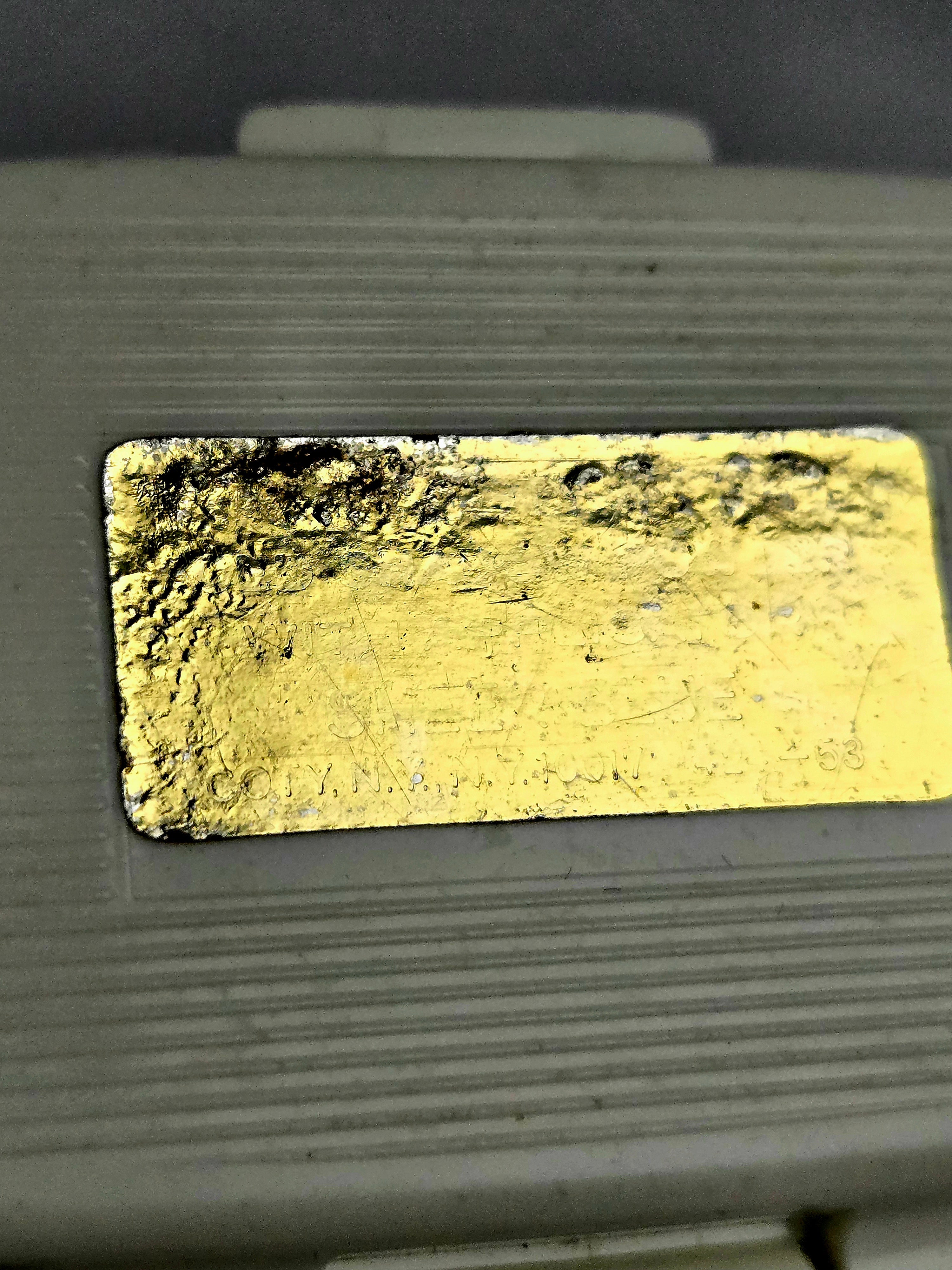 Coty Vintage Circa 1960's Sheer Blue Eyeshadow Compact – Soft Pastel Blue Single Shadow Travel Case