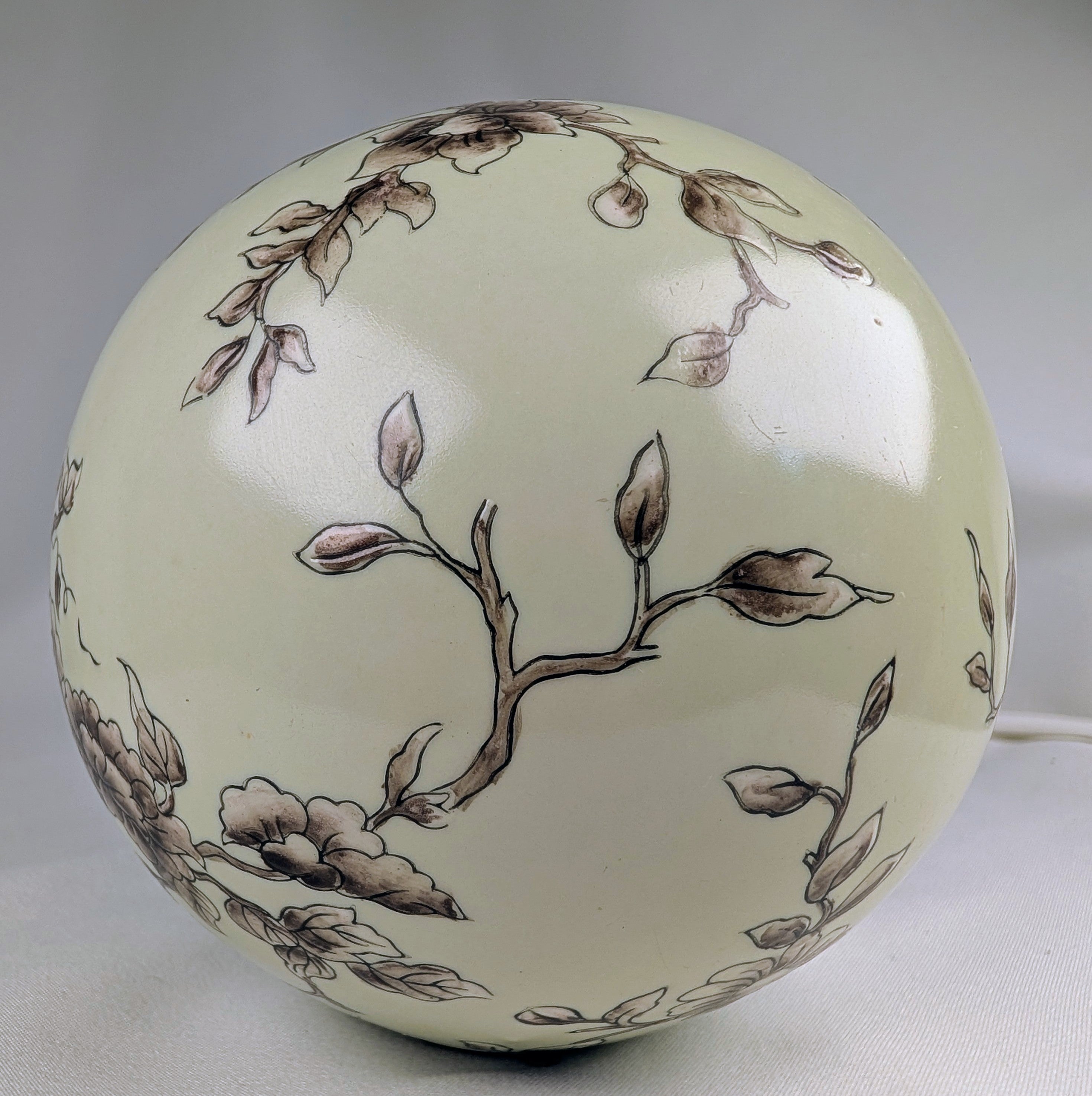 Vintage Oriental Accents Porcelain Decorative Sphere Orb Floral Chinoiserie Decor