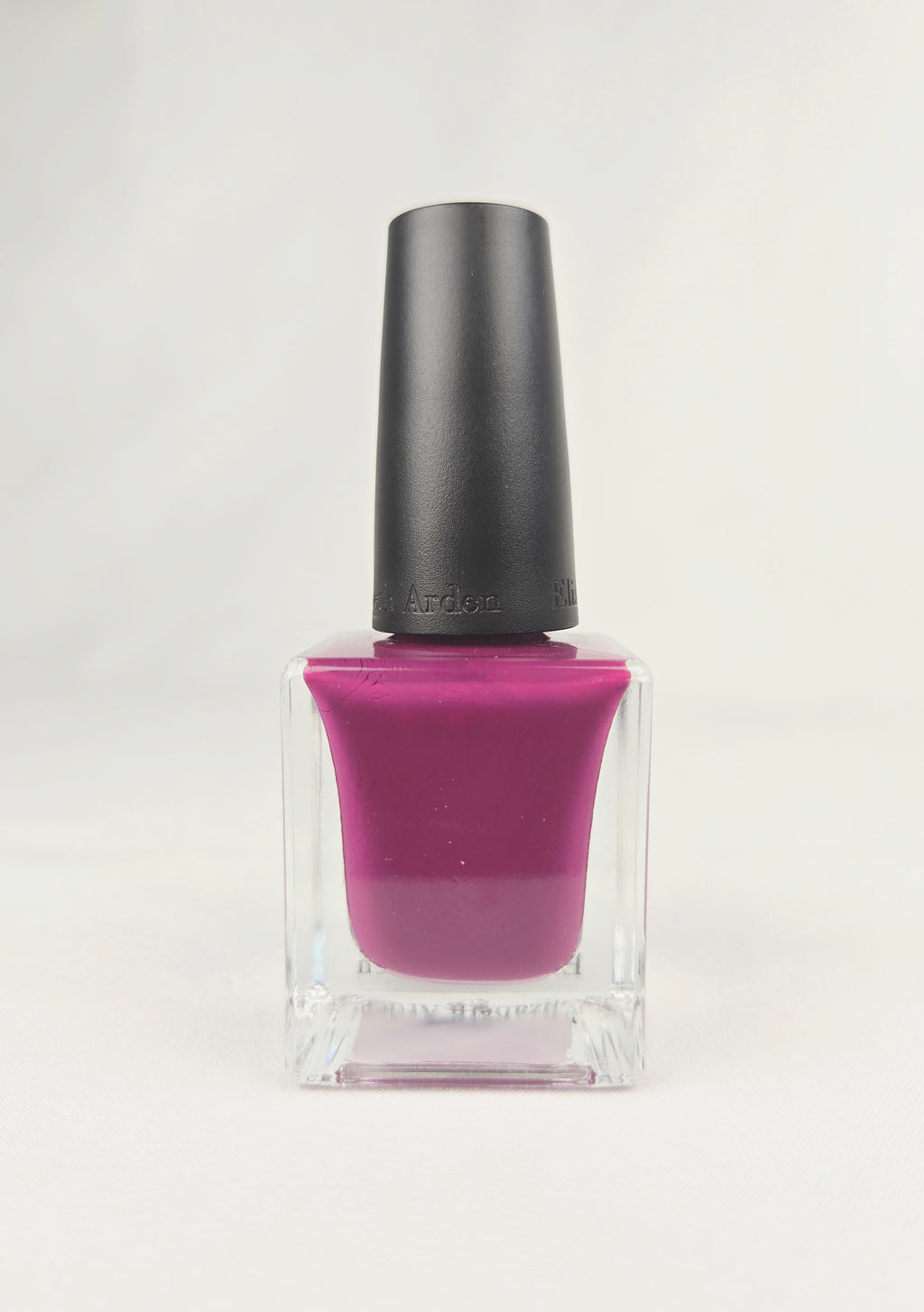 Elizabeth Arden Nail Lacquer Buckingham Blackberry C 5600-56 – New Berry Plum with Subtle Shimmer