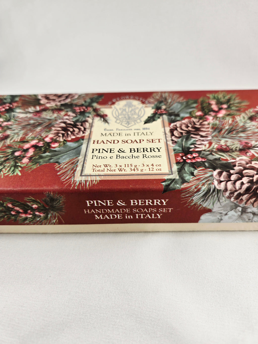 La Florentina Pine & Berry Hand Soap Set – Made in Italy Holiday Botanical Gift Set (3 Bars, 12 oz Total)