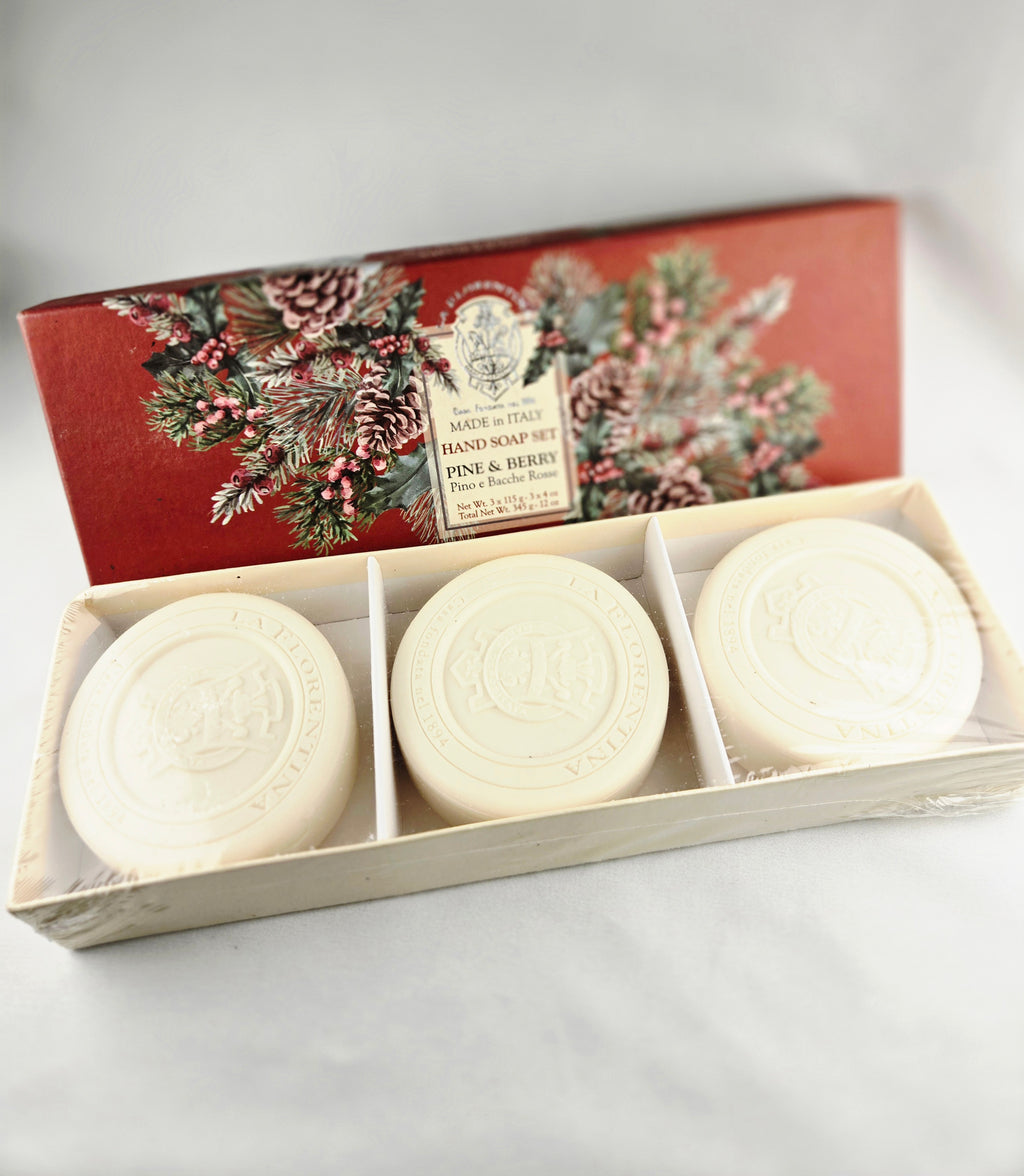 La Florentina Pine & Berry Hand Soap Set – Made in Italy Holiday Botanical Gift Set (3 Bars, 12 oz Total)
