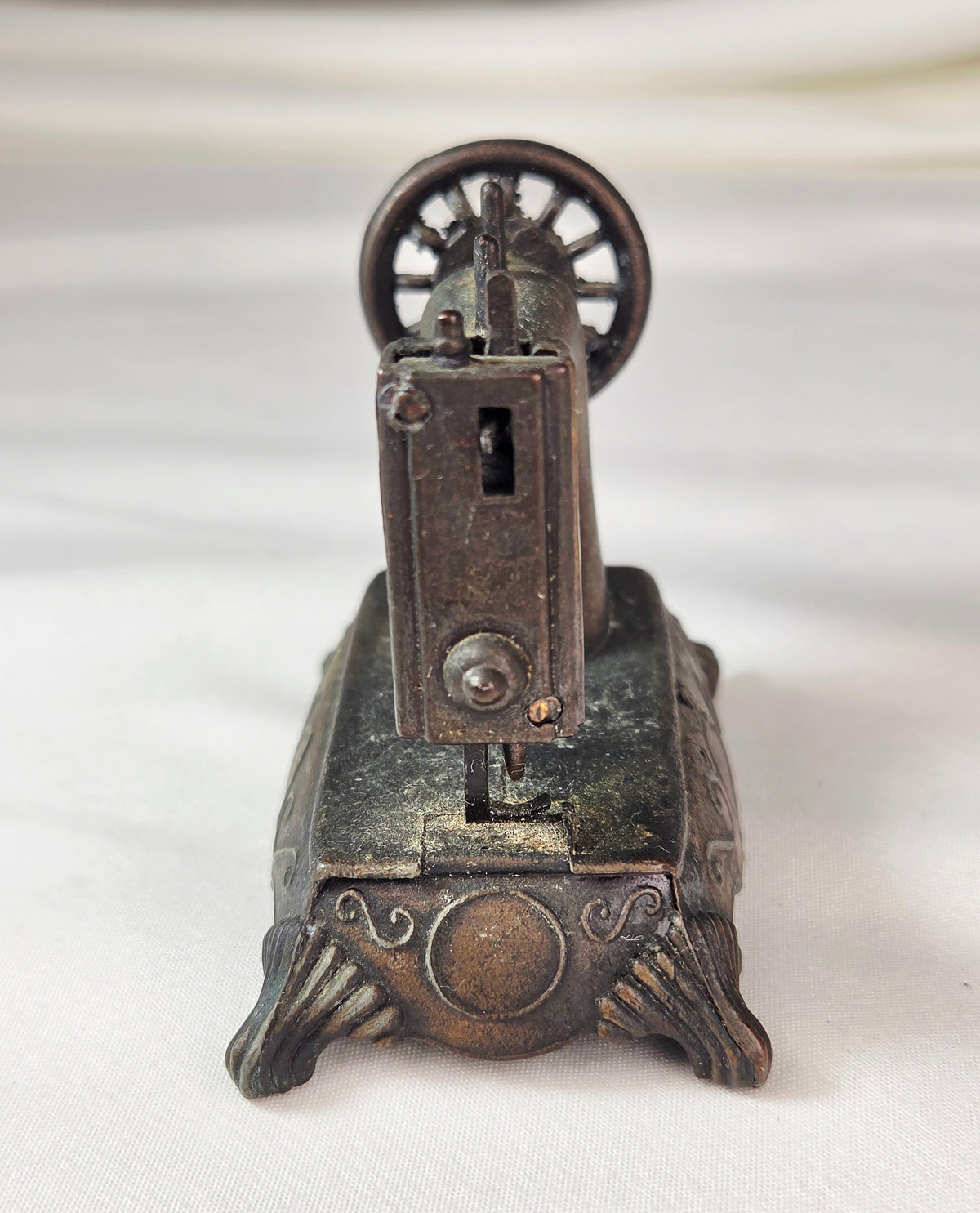 Vintage Mechanical Pencil Sharpener Set of 5 – Die Cast Metal Miniatures | Car Stagecoach Sewing Machine Lamp Coffee Grinder