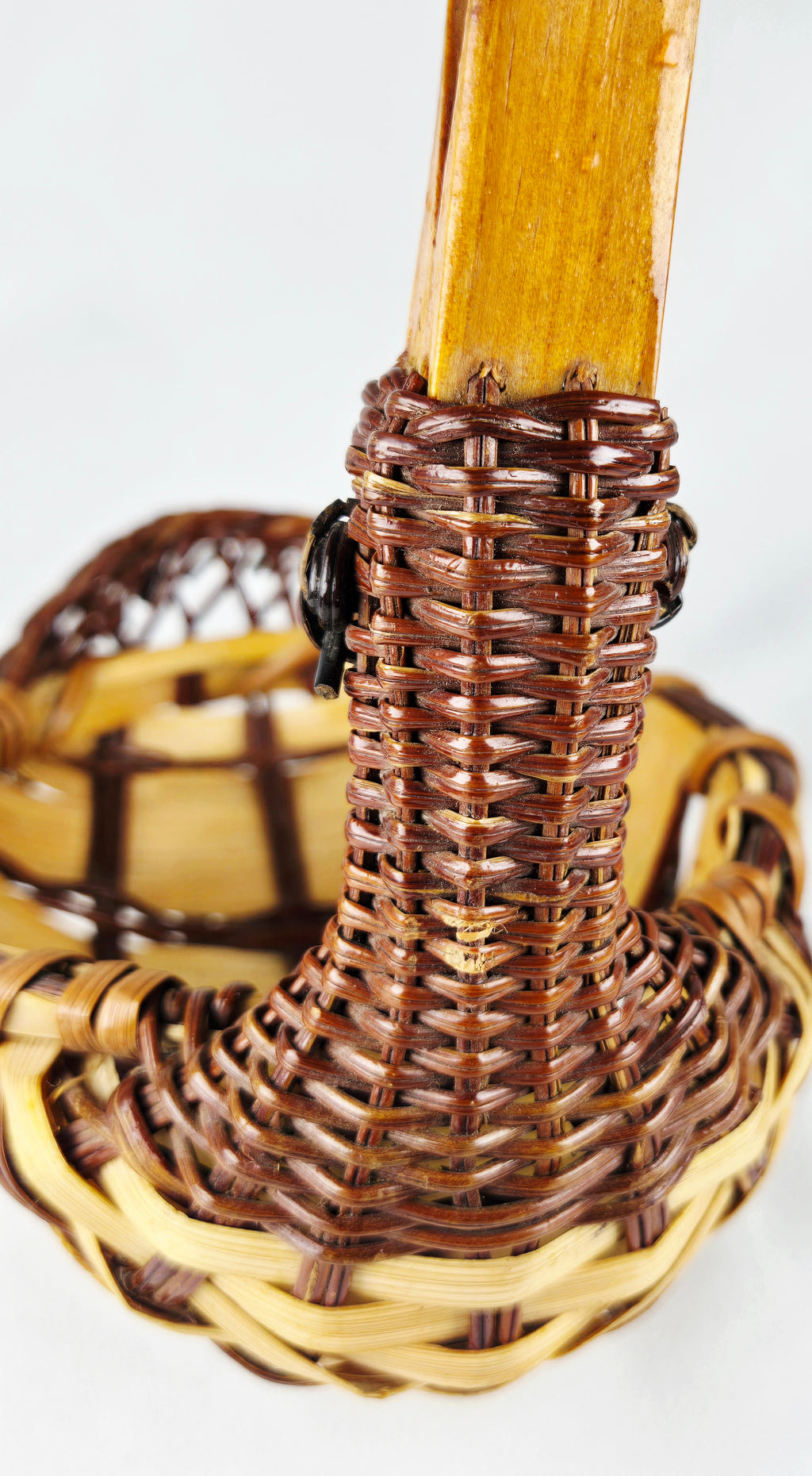 Handwoven Vintage Duck Basket | Rustic Folk Art | 6” x 5”