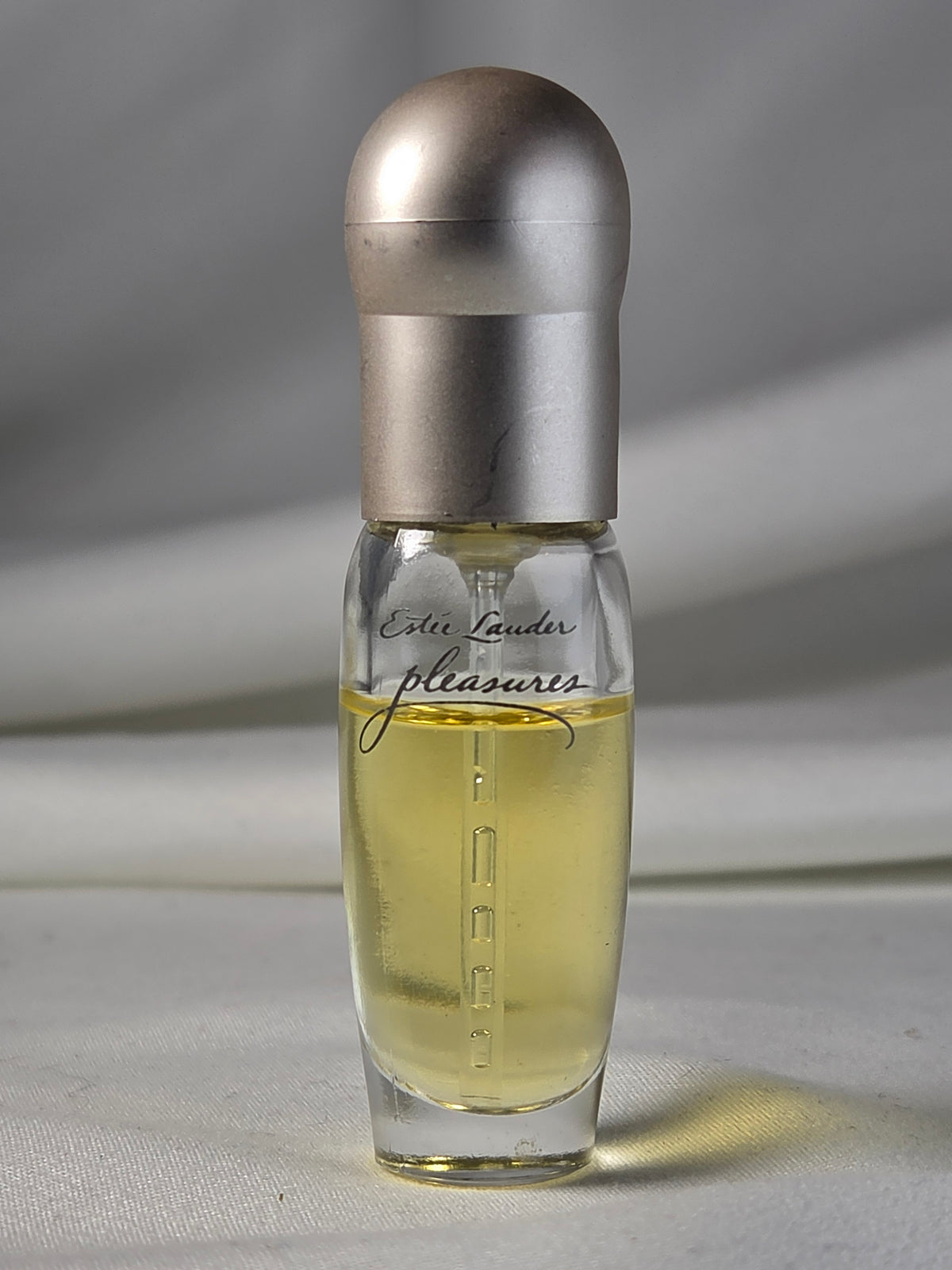 Estée Lauder Pleasures Eau de Parfum Mini Vintage Perfume Bottle Silver Cap
