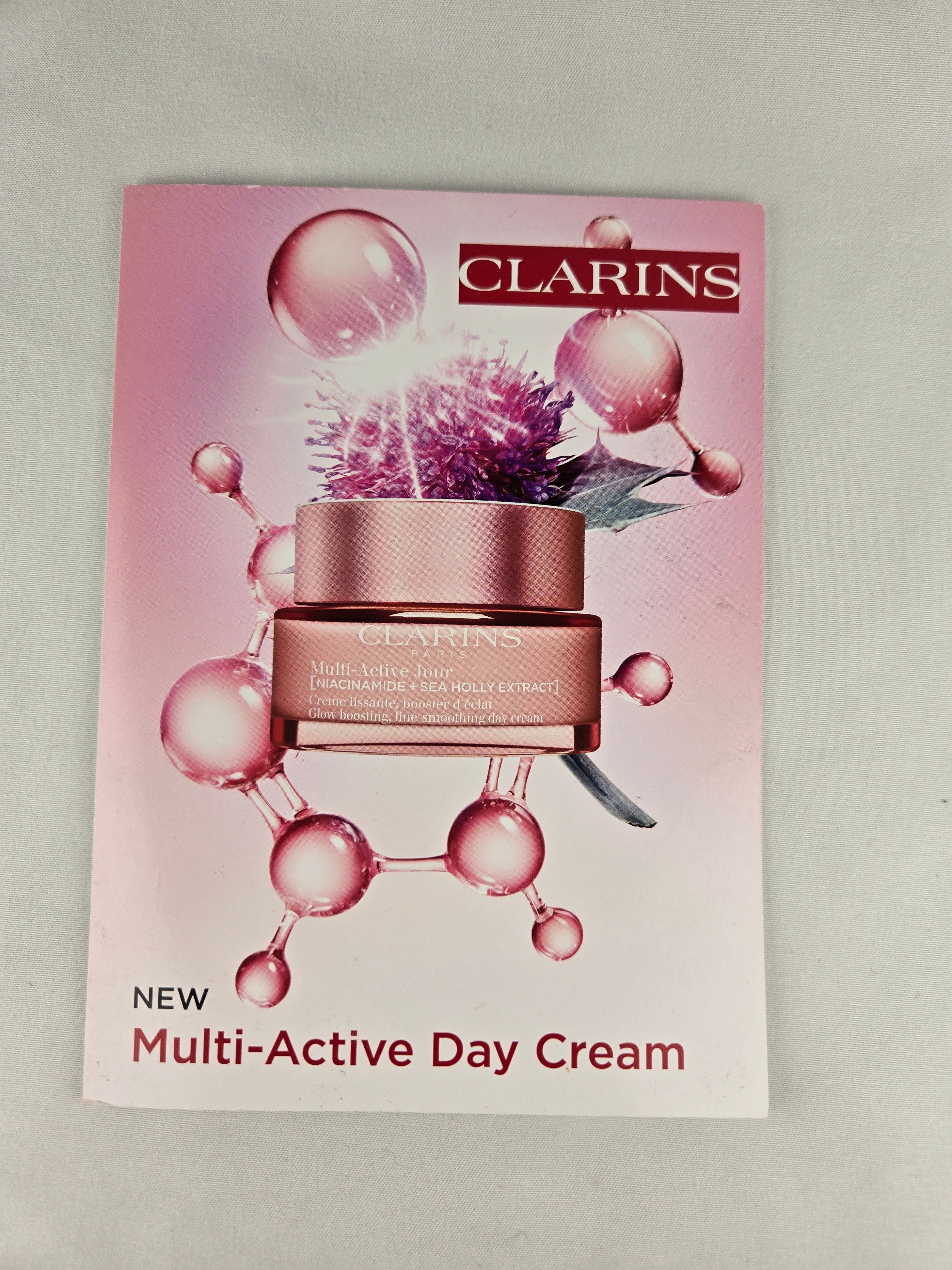🎁 Present Pile Add-On | $25+ Order                 Clarins Multi-Active Day Cream Sample