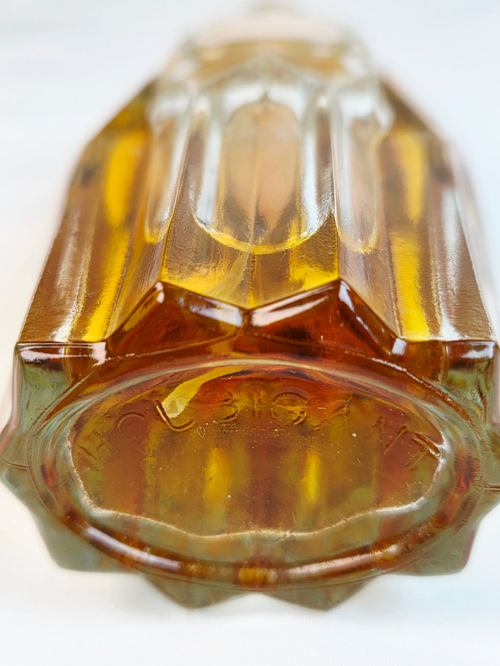 Houbigant Chantilly Spray Mist 3.5 oz Vintage Perfume Fragrance Faceted Glass Bottle