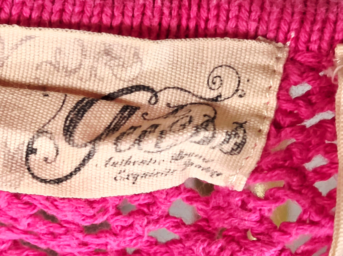 Vintage Y2K GUESS Hot Pink Crochet Cropped Top — Size Small