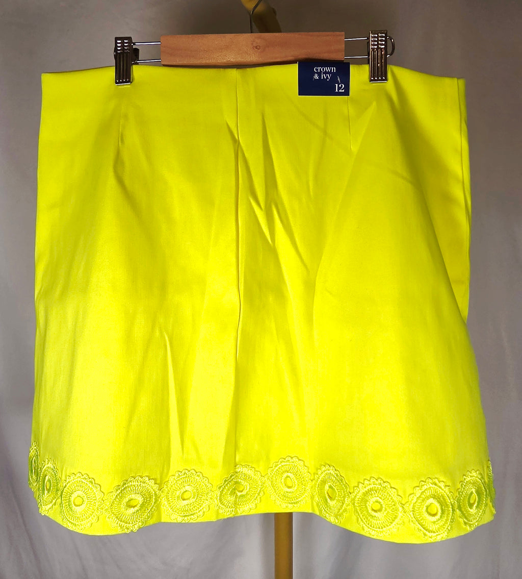 Crown & Ivy Lemon Hipe Skort Size 12 Neon Yellow Floral Crochet Trim NWT