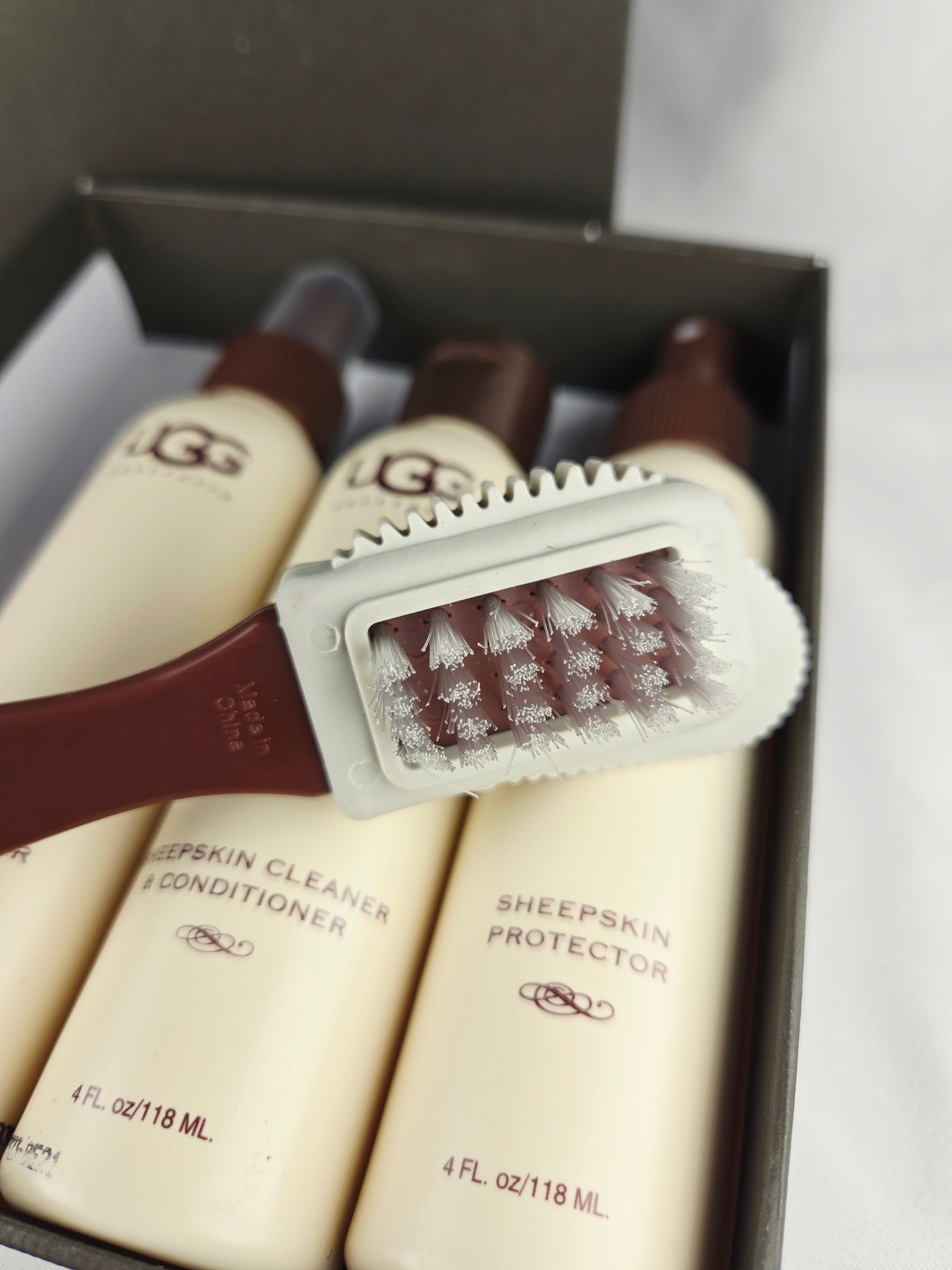 UGG Australia Sheepskin Care Kit – Official Boot Cleaning & Protection Set
