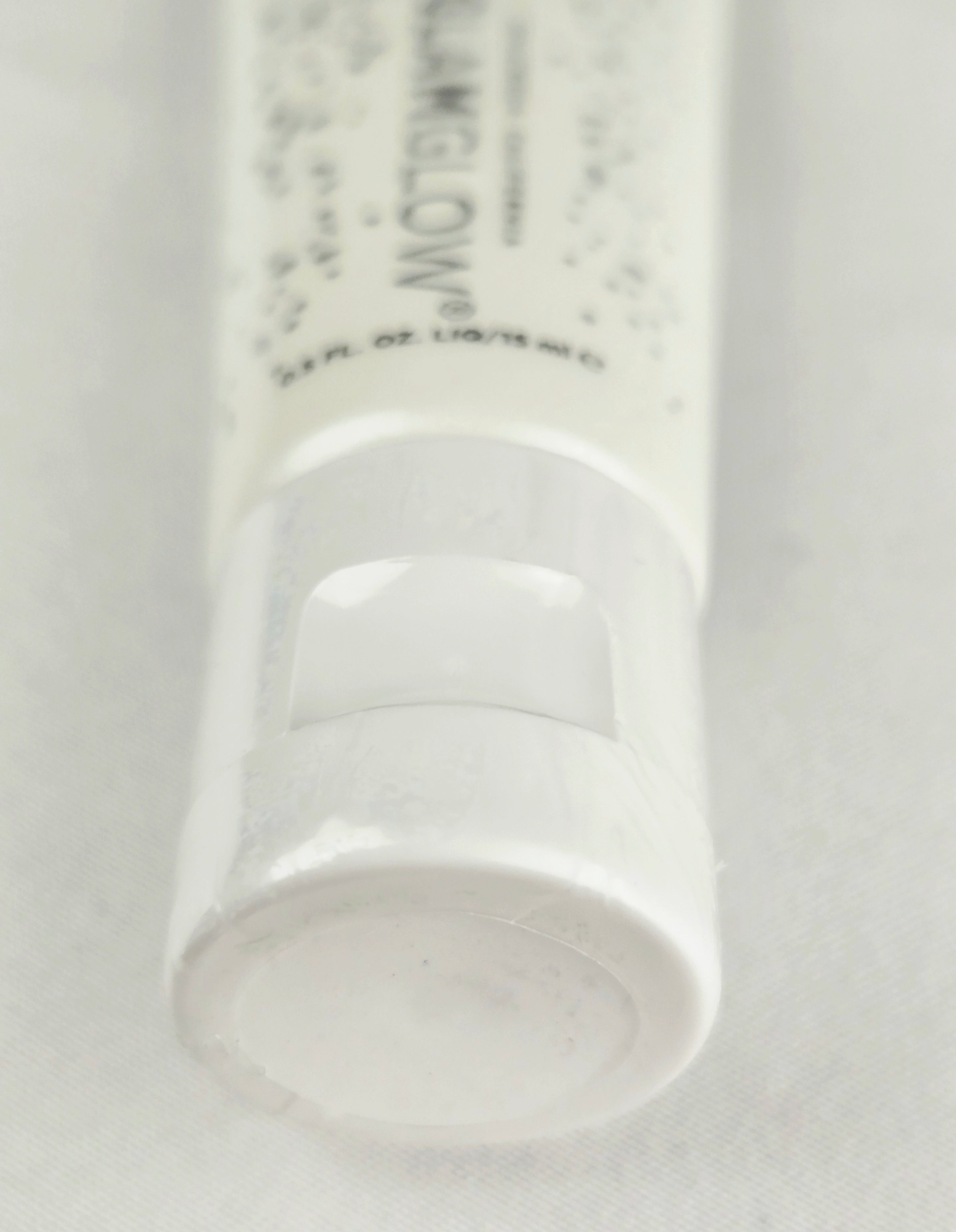 GLAMGLOW SUPERSMOOTH™ Blemish Clearing 5-Minute Mask to Scrub 0.5 oz — Travel Size Clarifying Exfoliating Treatment