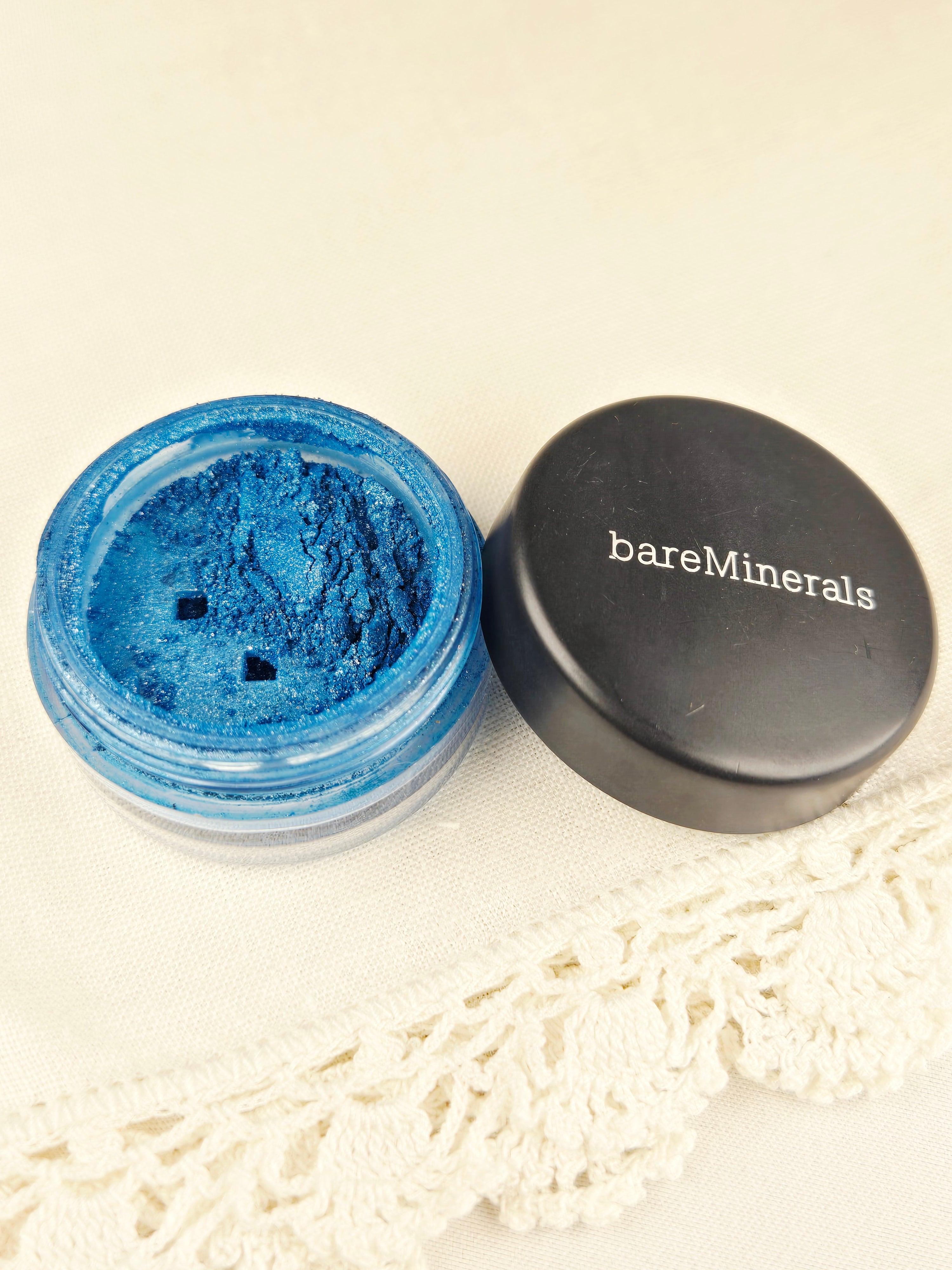 bareMinerals Loose Mineral Eyeshadow Pigment - Deep Blue Shimmer – Discontinued Shade “Ell-If-I-Know”